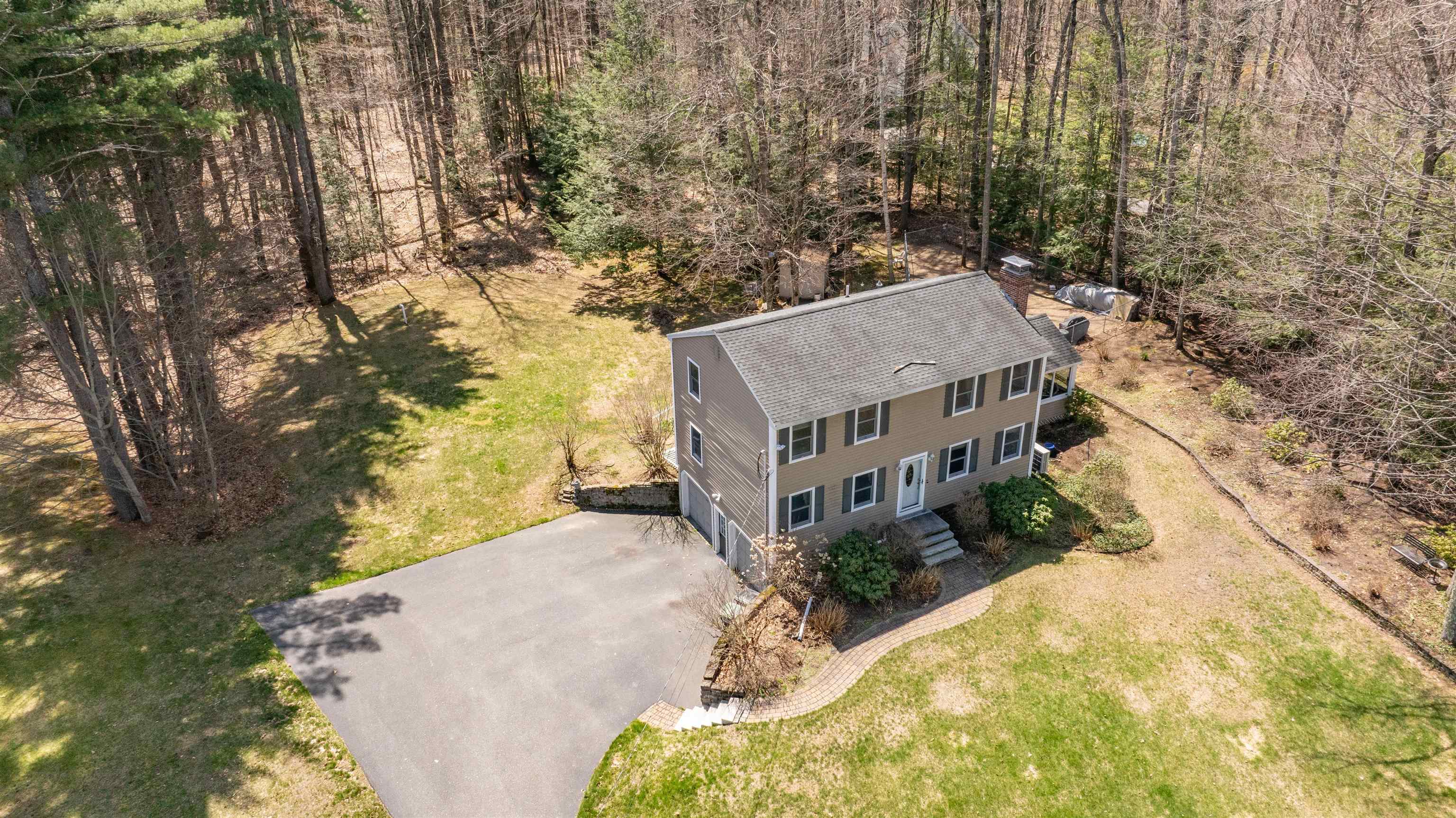 51 Walker Rd, Danville, NH 03819