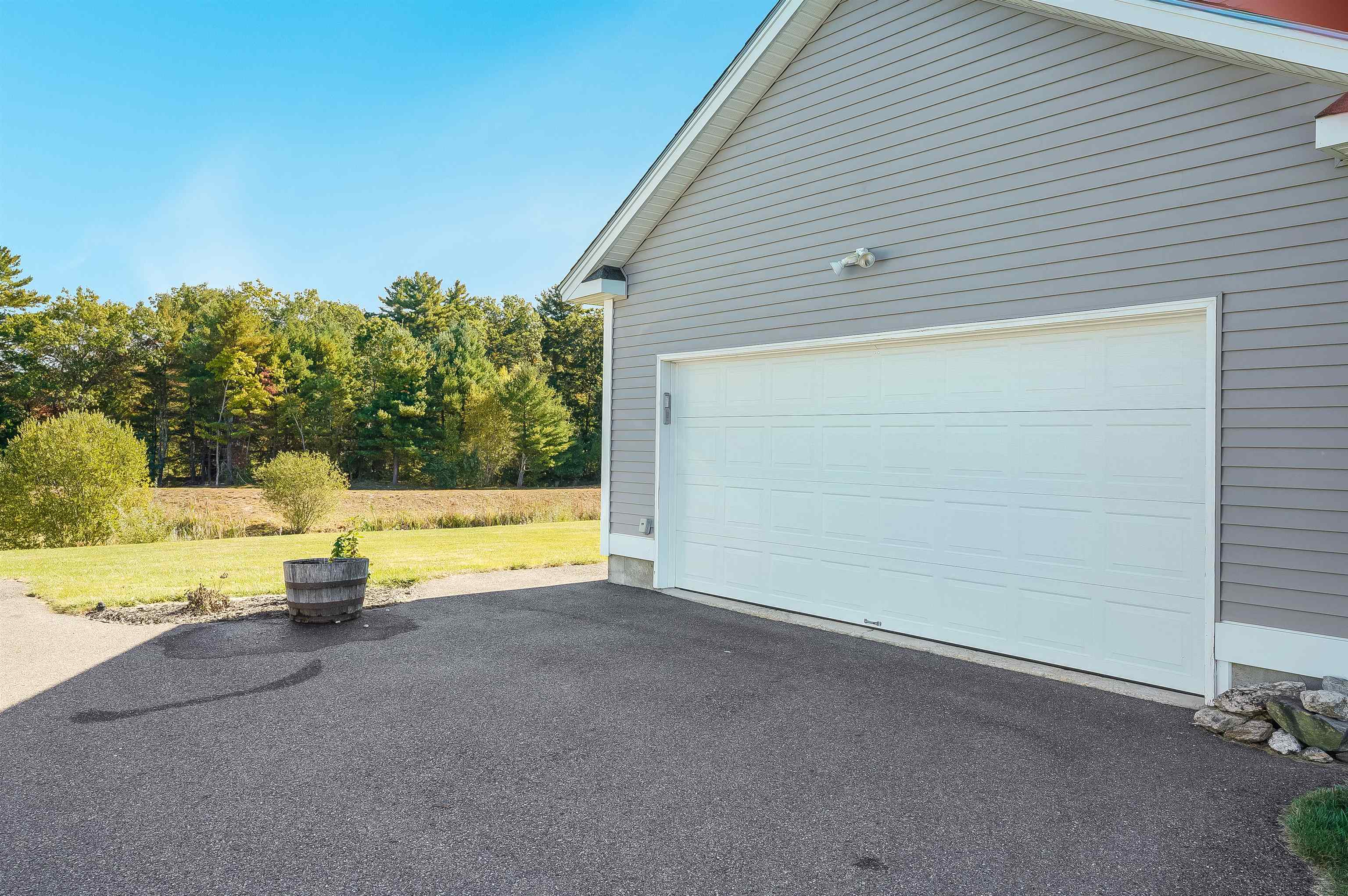 158 Windswept Rd, Manchester, NH 03109