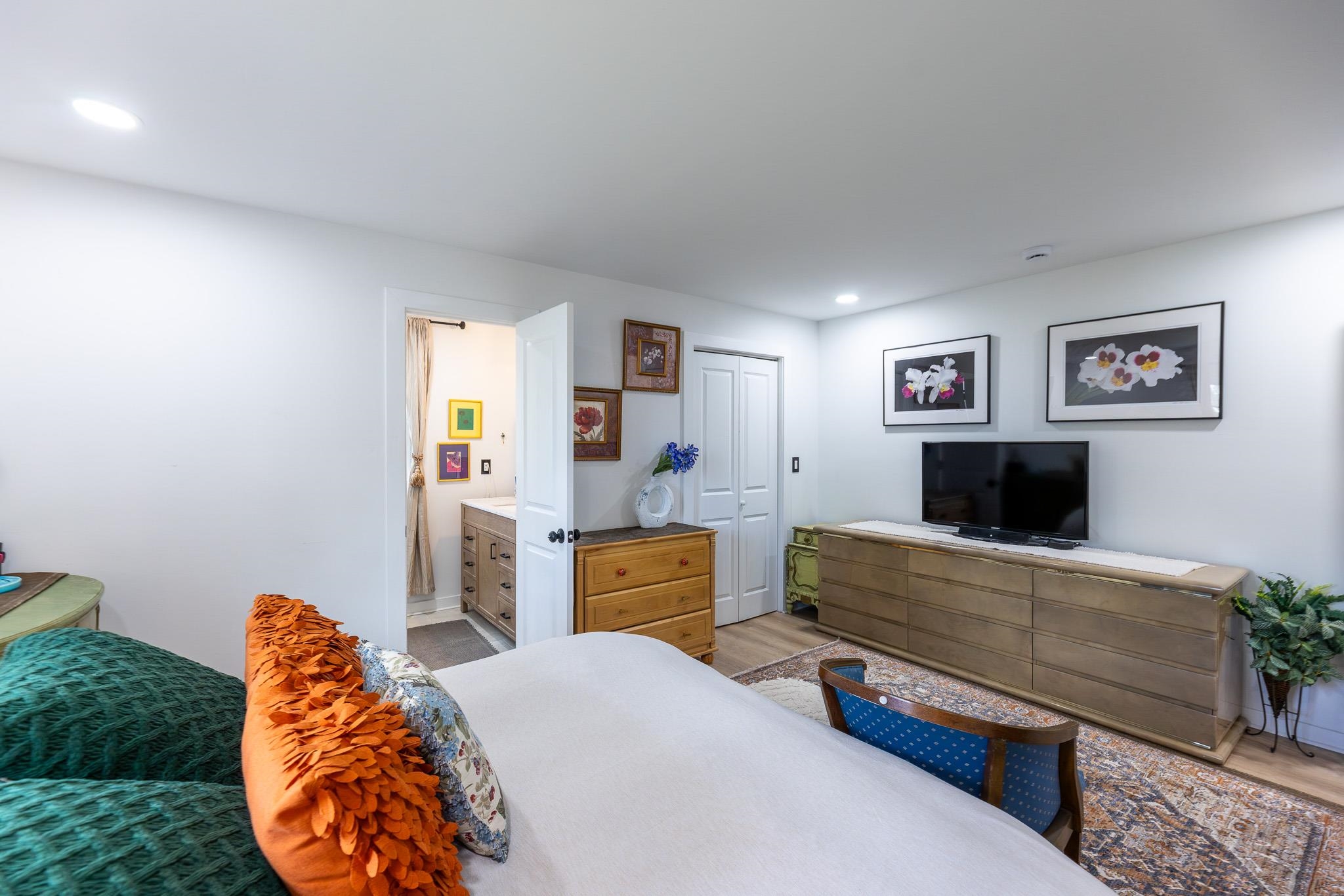 Primary bedroom
