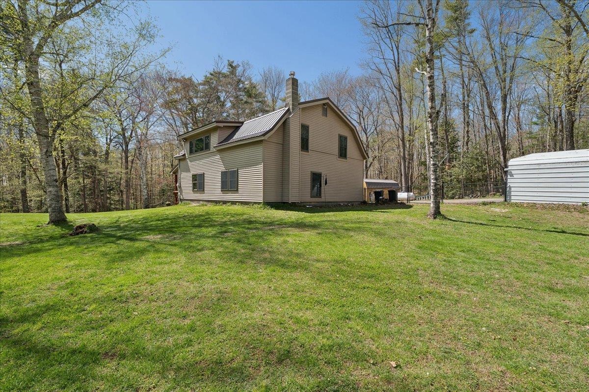 321 Loudon Rd, Pittsfield, NH 03263