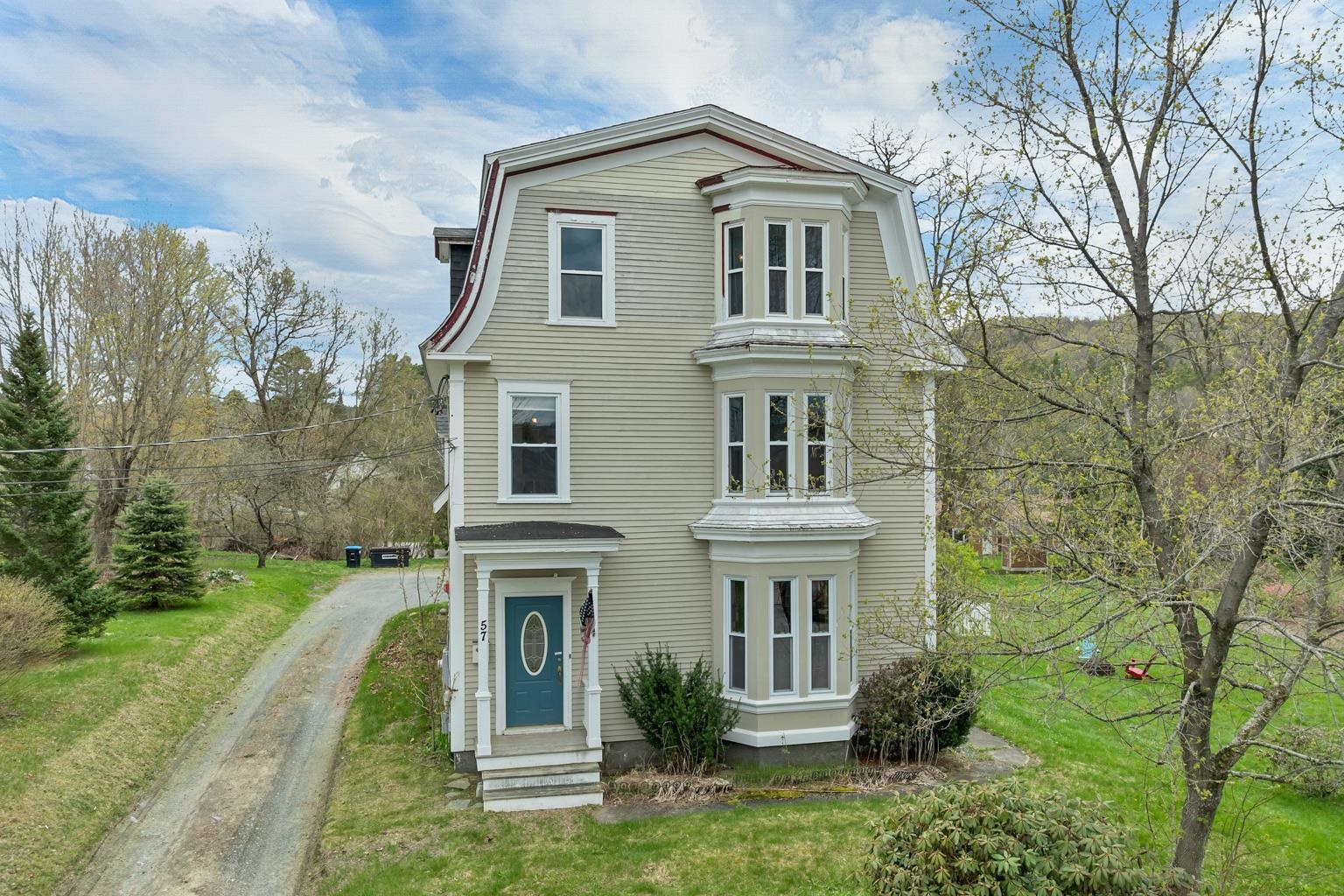 57 South St, Littleton, NH 03561