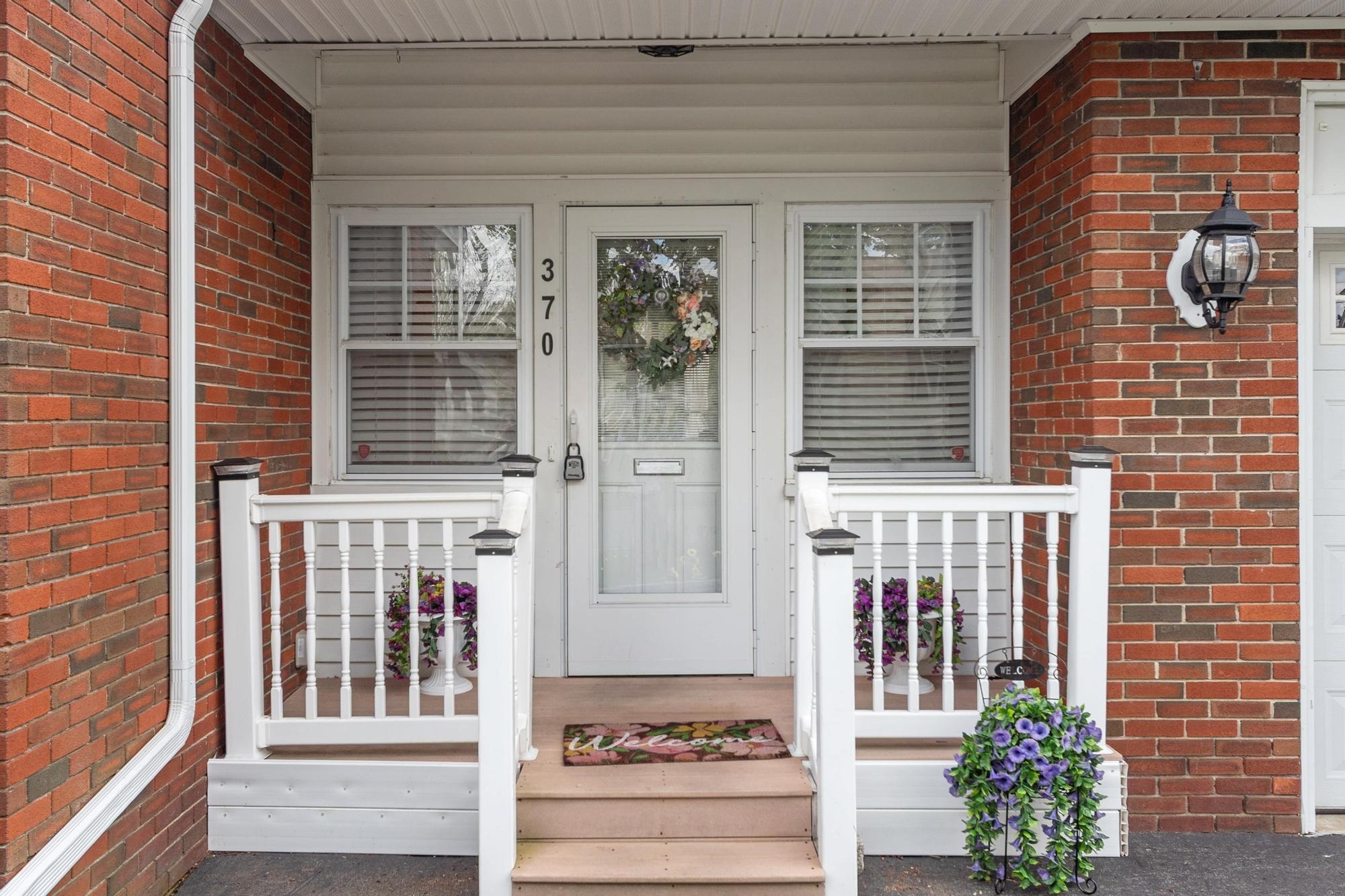 370 Reed St, Manchester, NH 03102