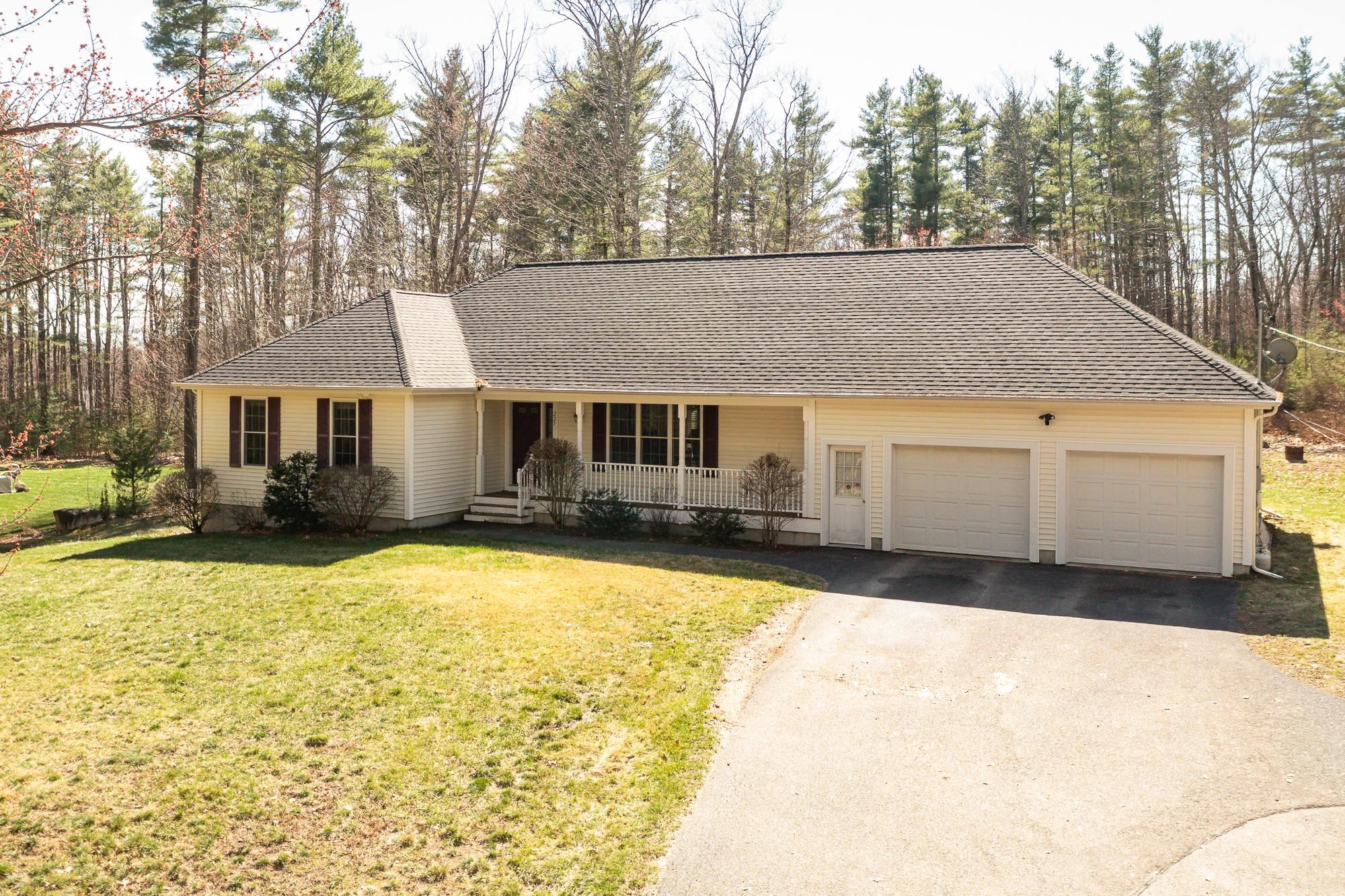 227 Lowell St, Rochester, NH 03867