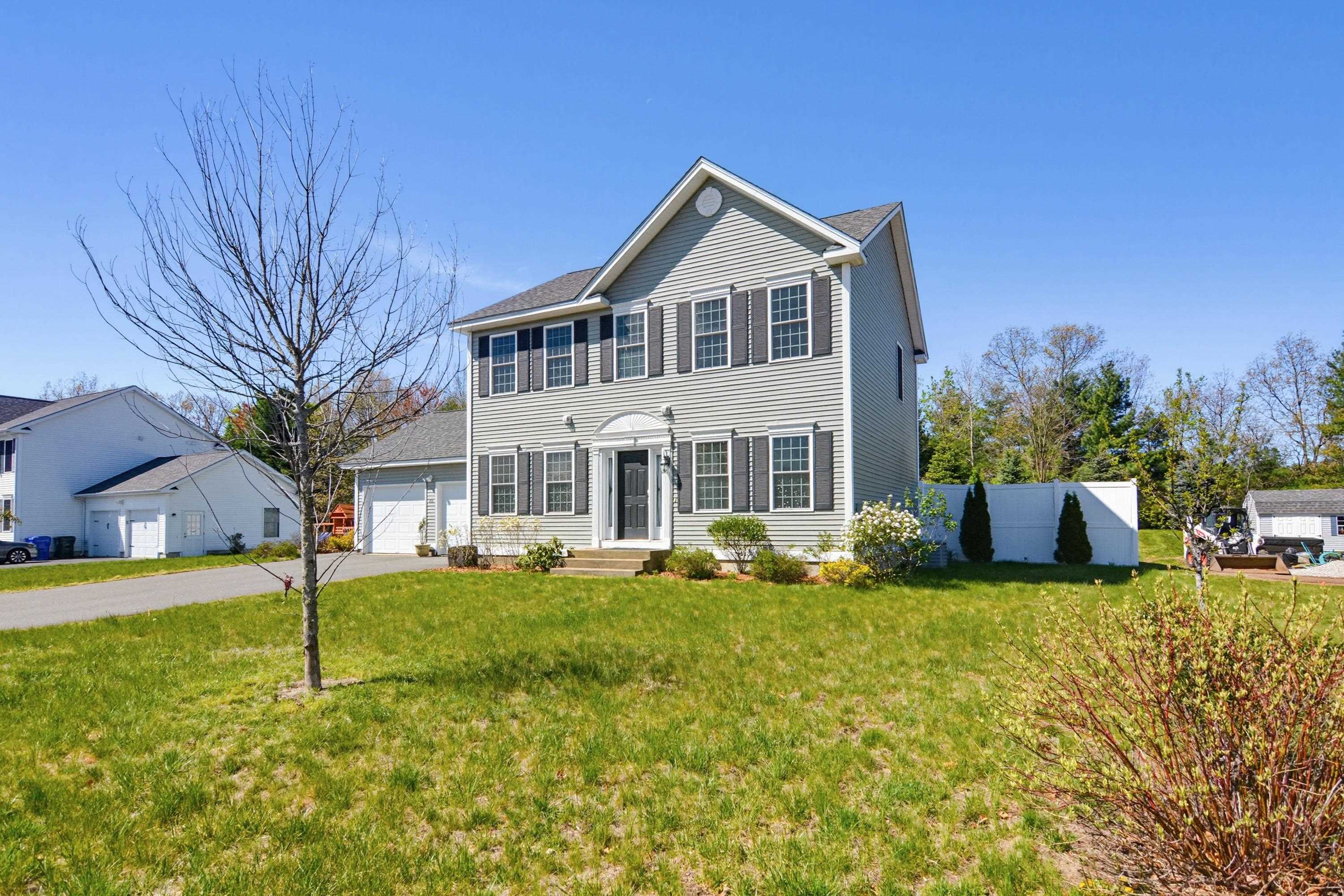 45 Windsewpt Rd, Manchester, NH 03109