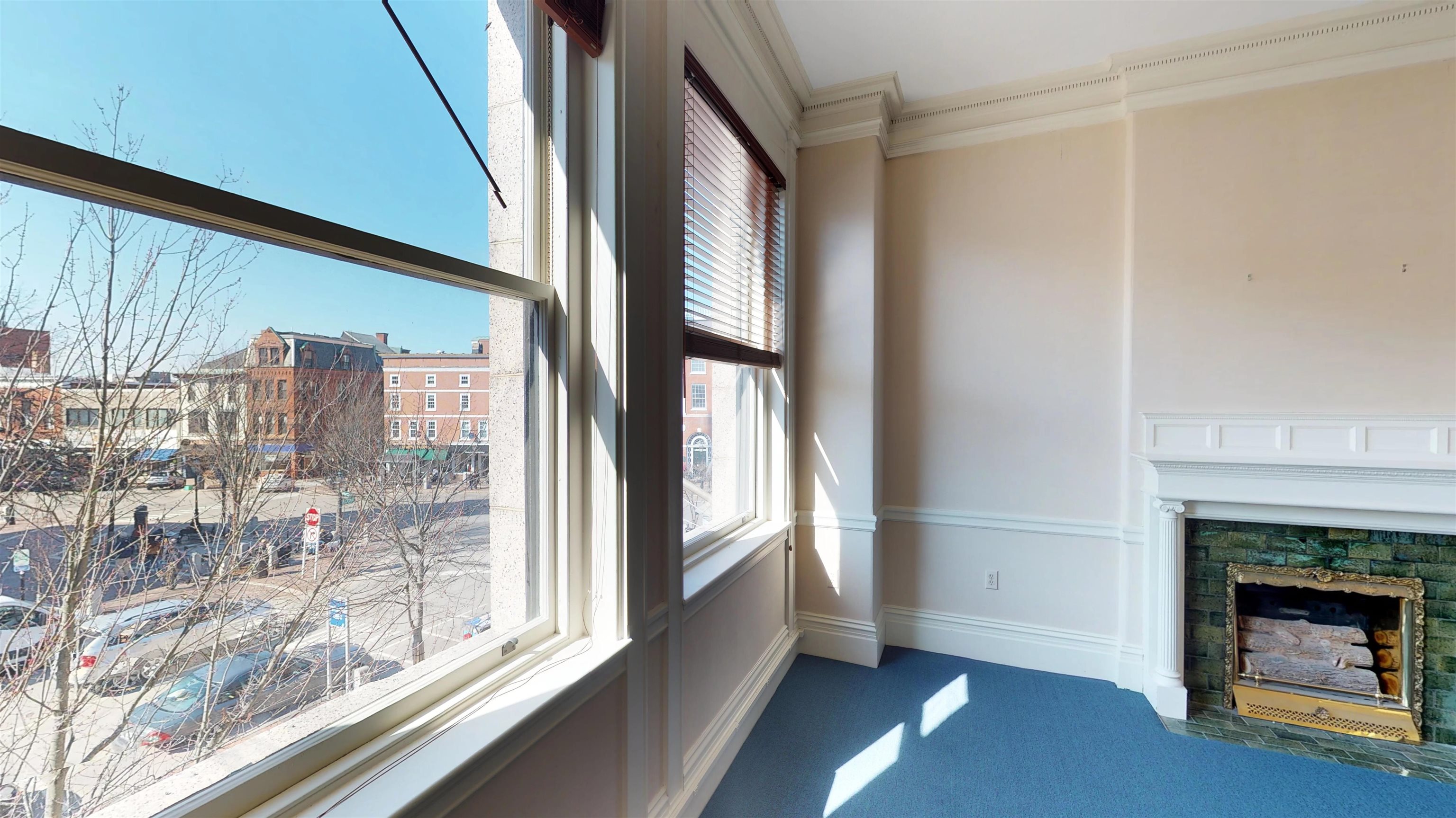 26 Market Sq #2, Portsmouth, NH 03801