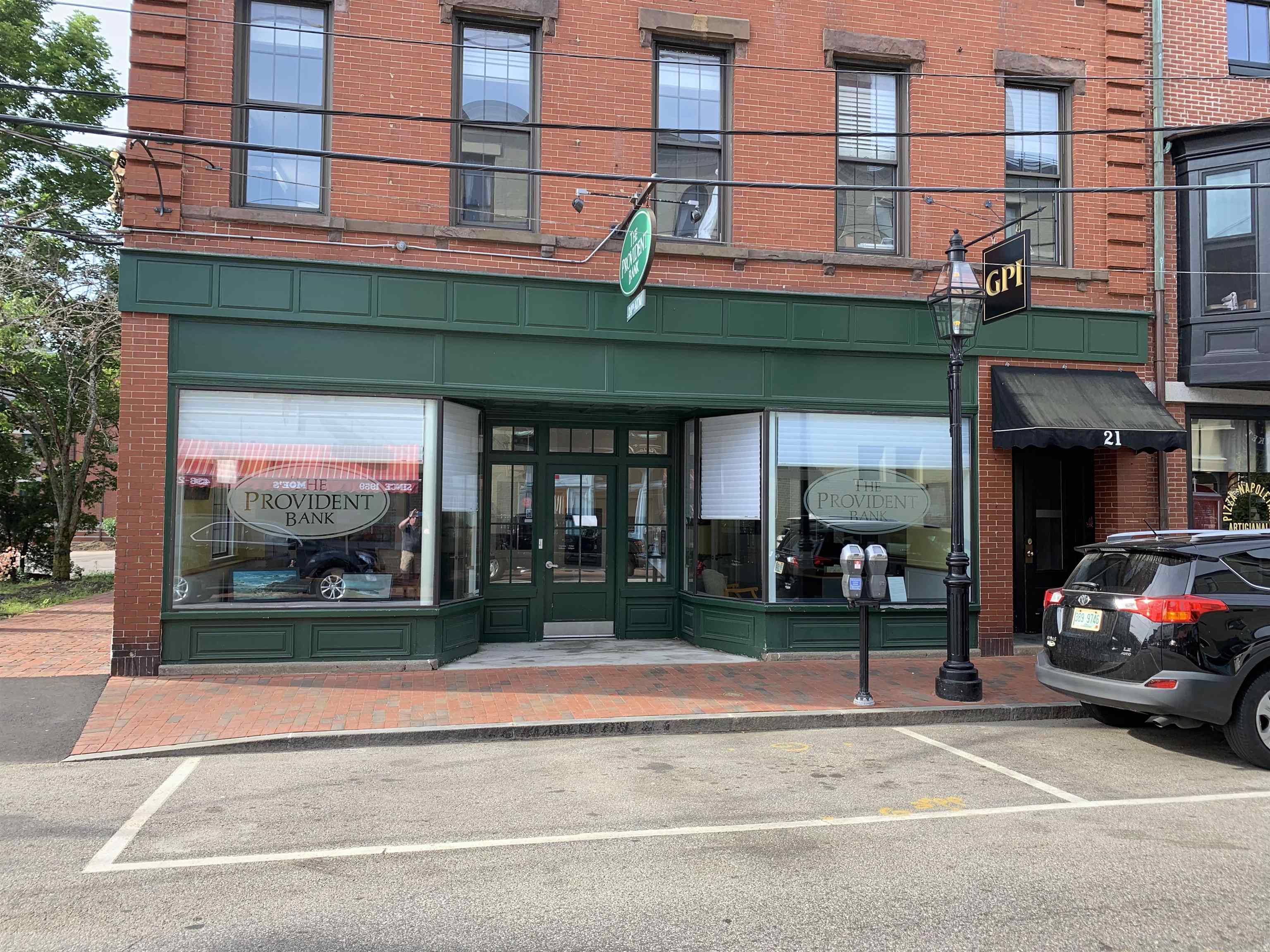 21 Daniel St, Portsmouth, NH 03801