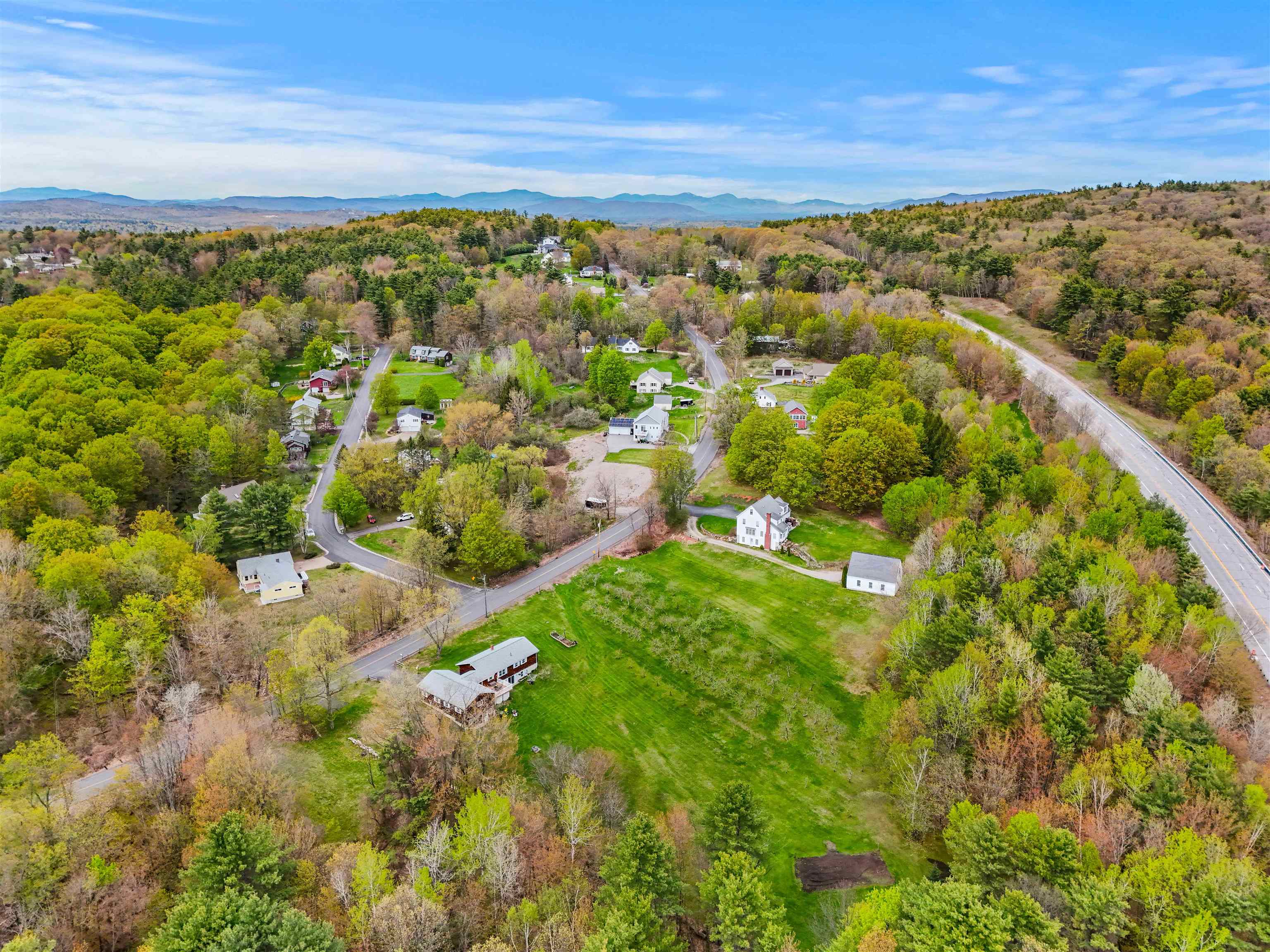 6 Colonial Dr, Gilford, NH 03249