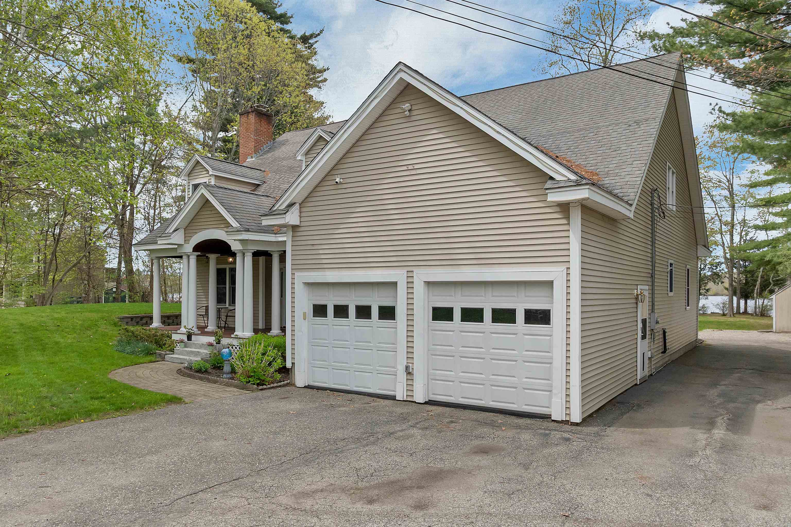 40 Coopers Grove Rd, Kingston, NH 03848