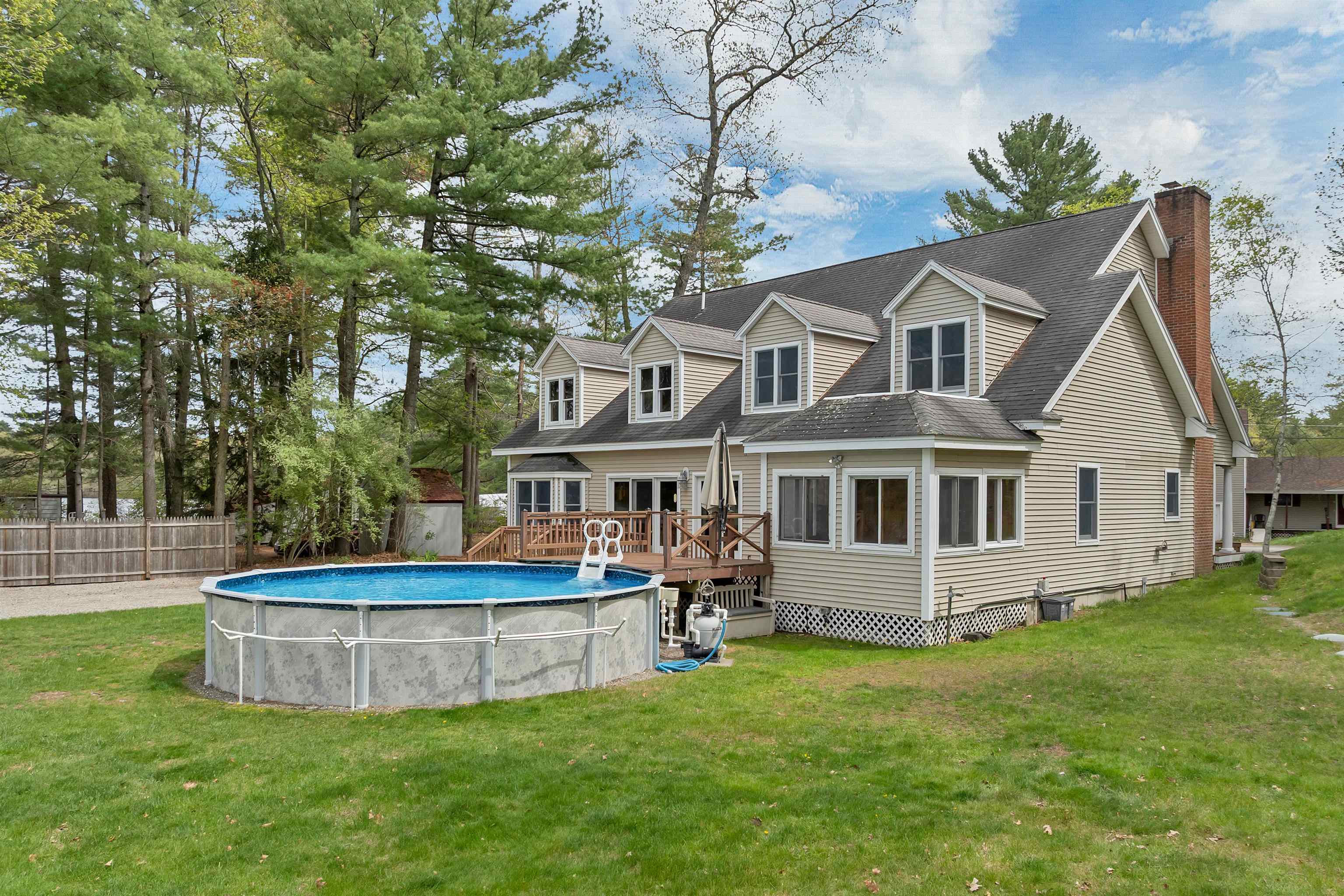 40 Coopers Grove Rd, Kingston, NH 03848