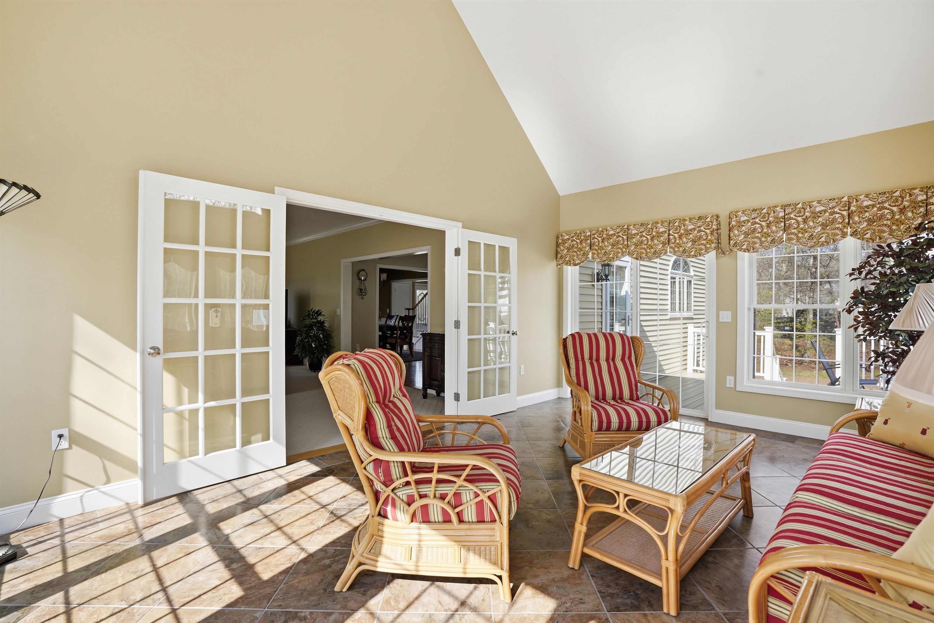 5 Duston Rd, Windham, NH 03087