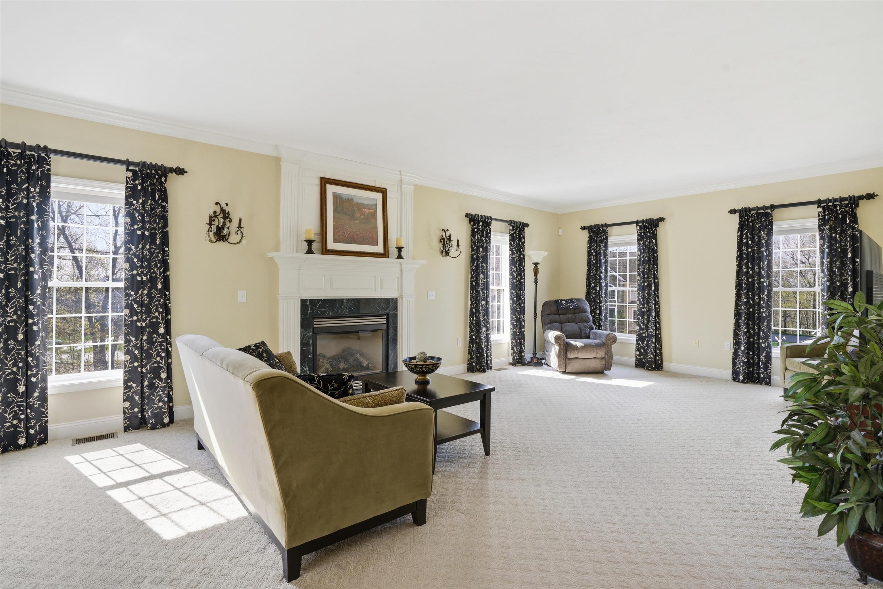 5 Duston Rd, Windham, NH 03087