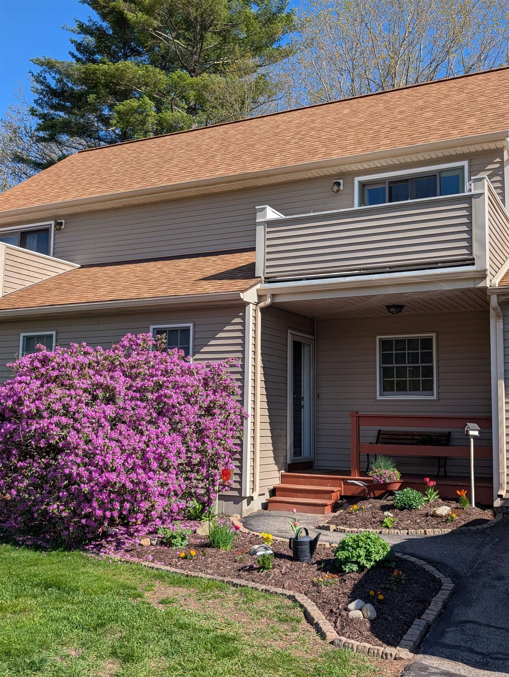 3 Wade Farm Rd #A, Newmarket, NH 03857