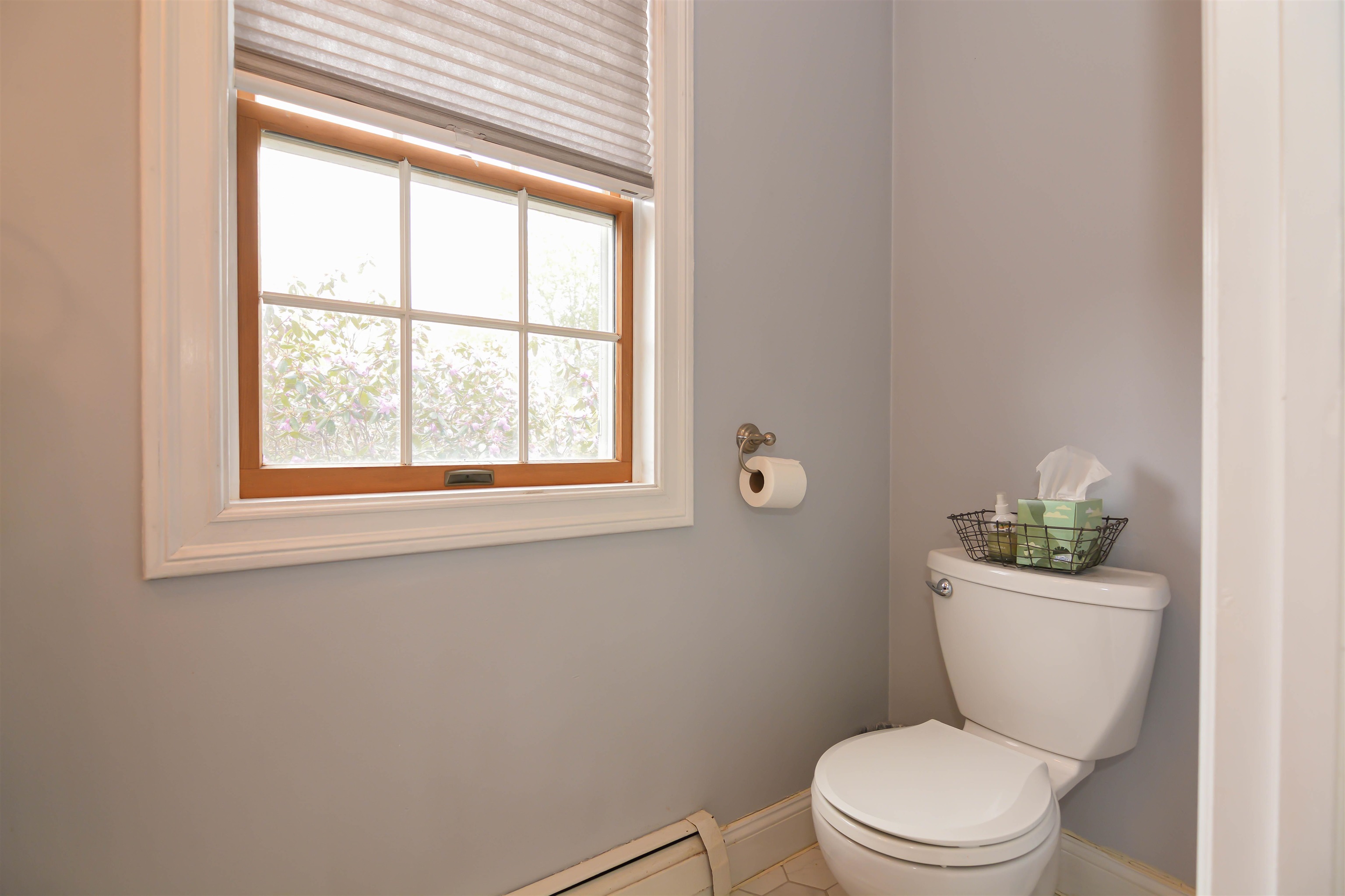 3 Wade Farm Rd, Newmarket, NH 03857