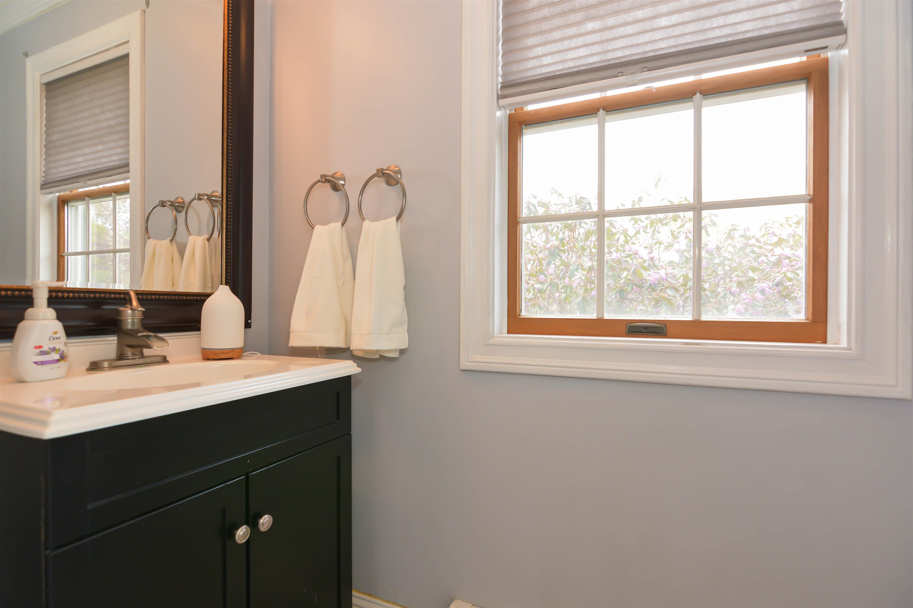 3 Wade Farm Rd, Newmarket, NH 03857