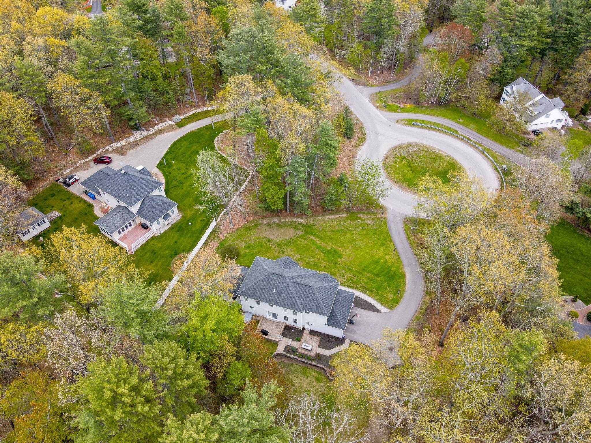 14 Cheshire Ct, Londonderry, NH 03053
