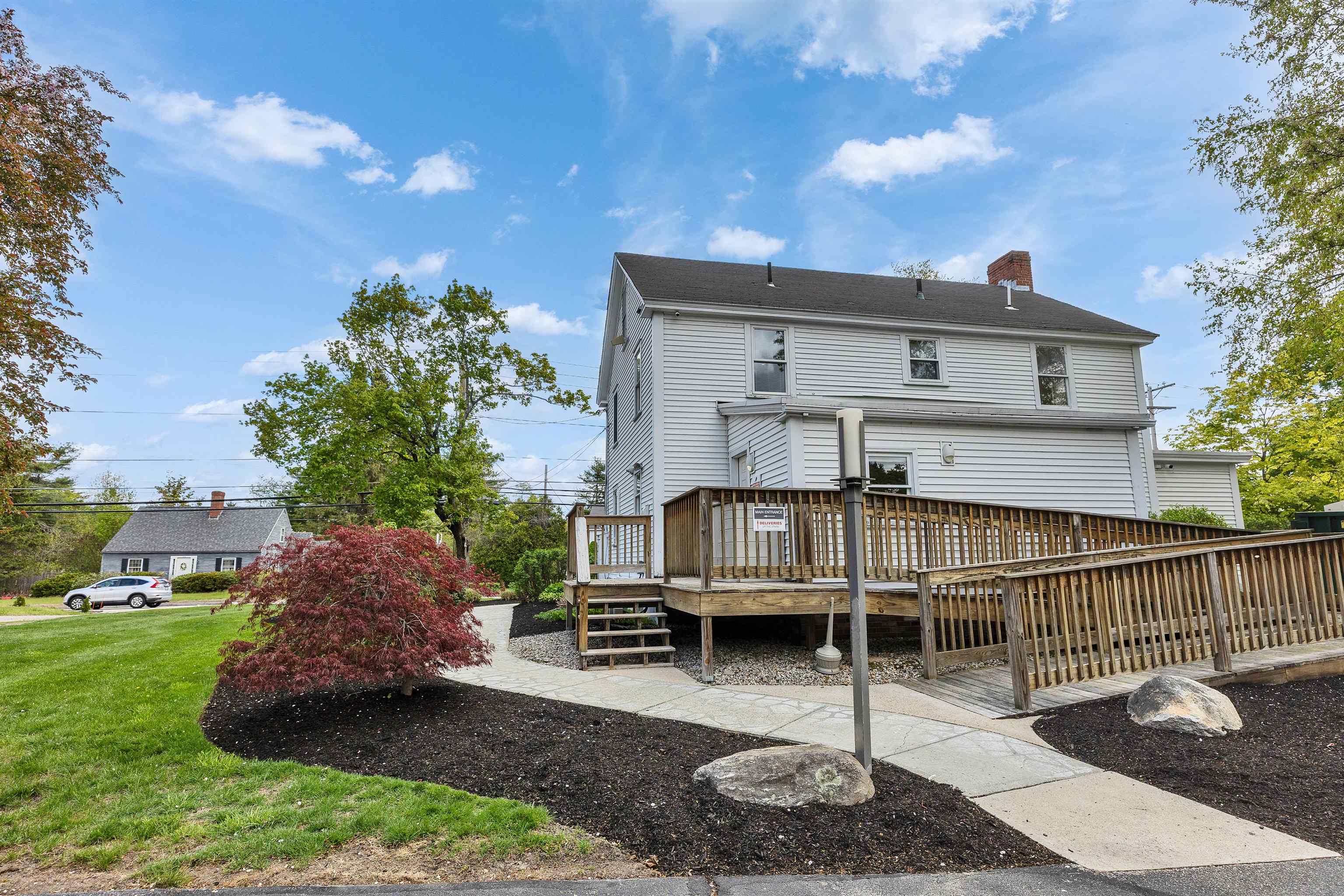 479 Nashua St, Milford, NH 03055