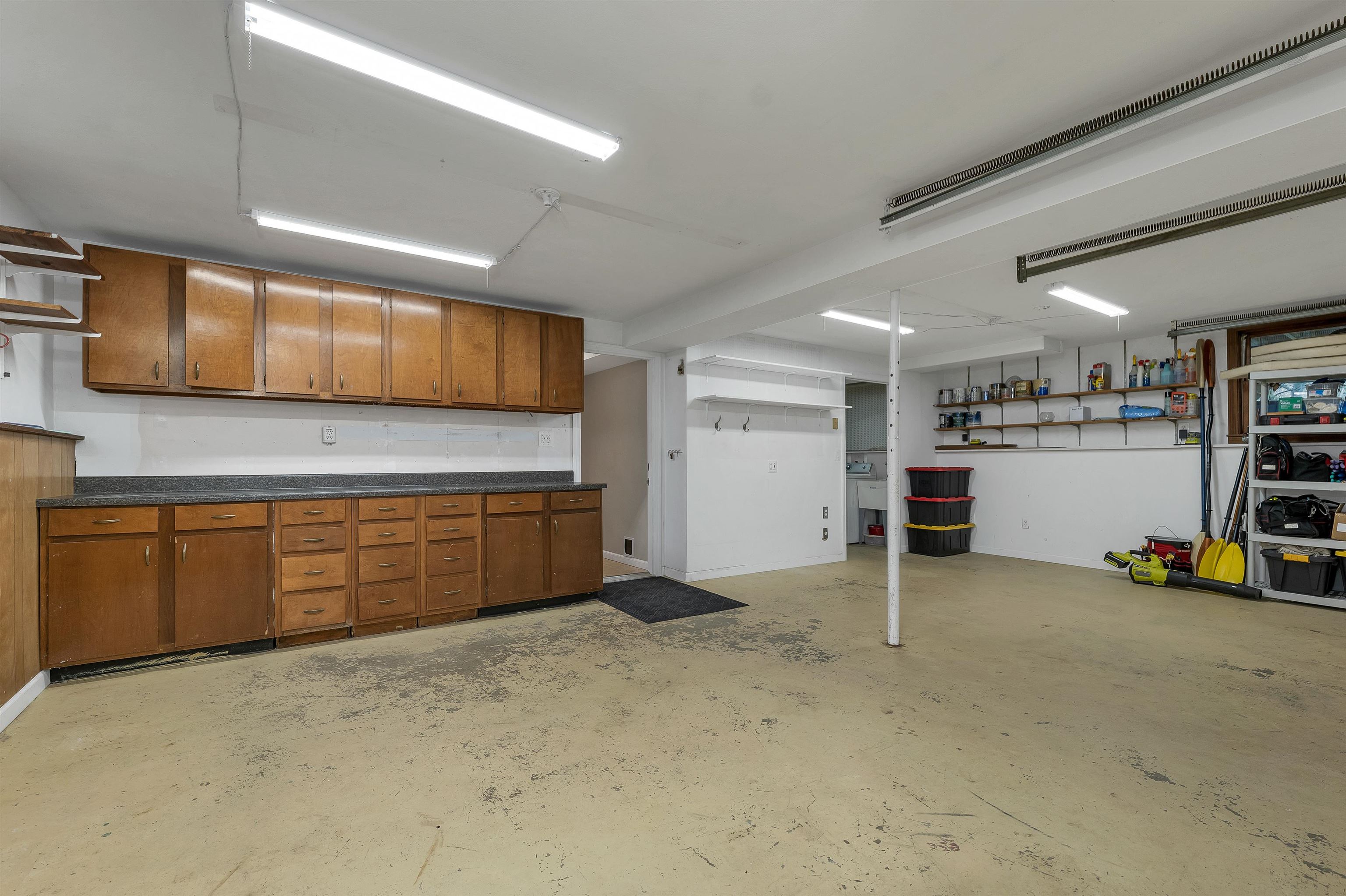20 Birch Dr, Newmarket, NH 03857