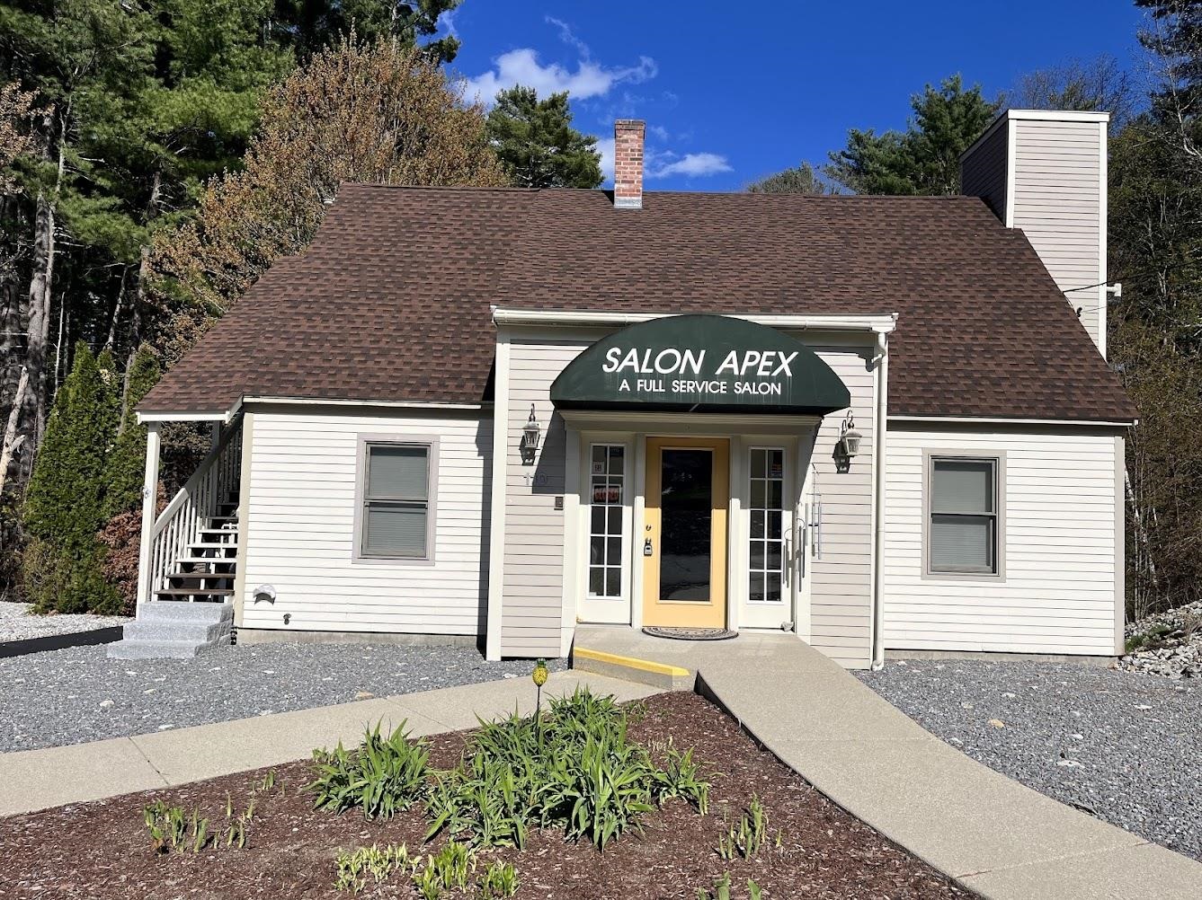 110 Ponemah Rd, Amherst, NH 03031