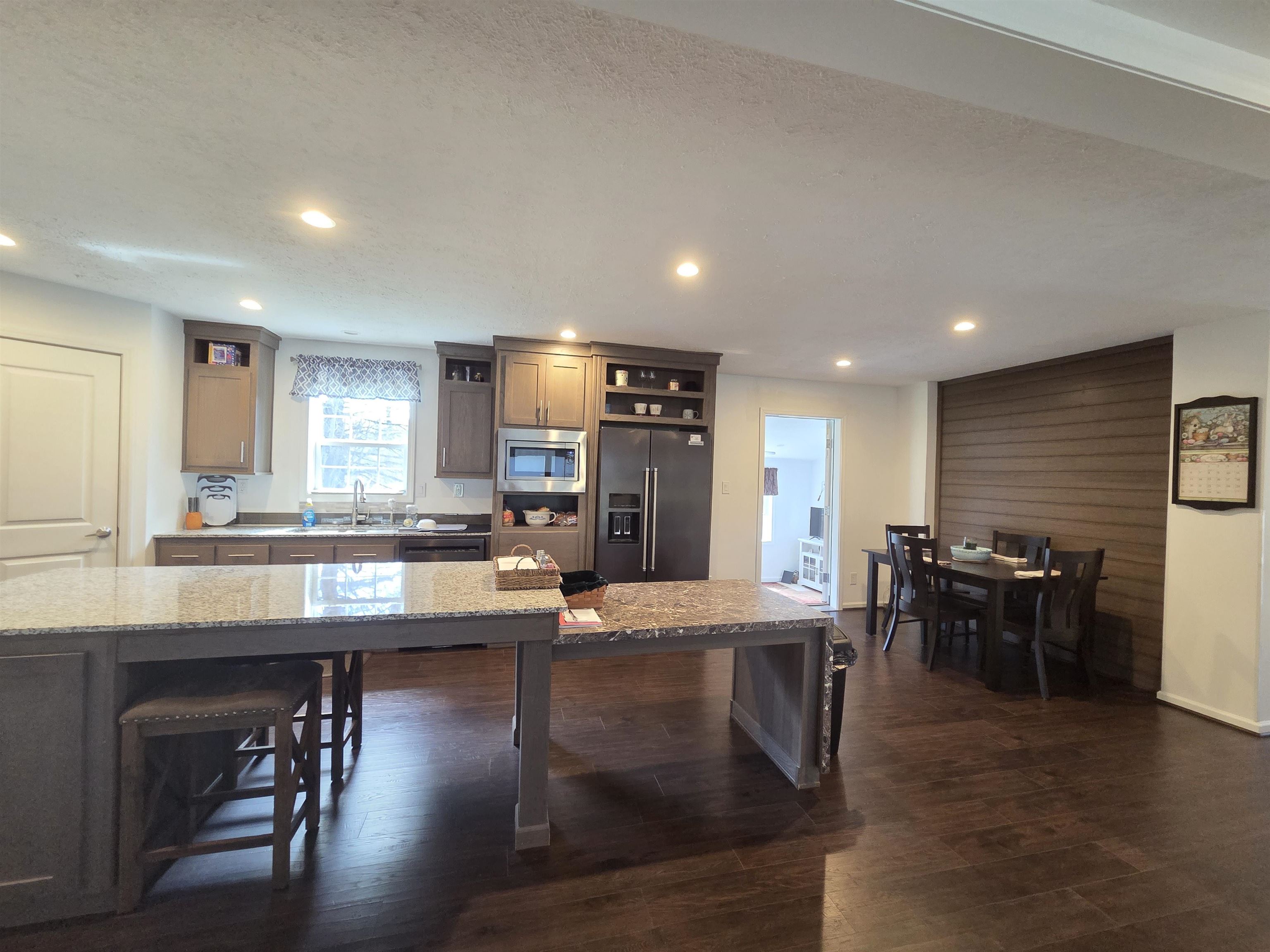 8 Meriden Mobile Court Dr, Plainfield, NH 03781