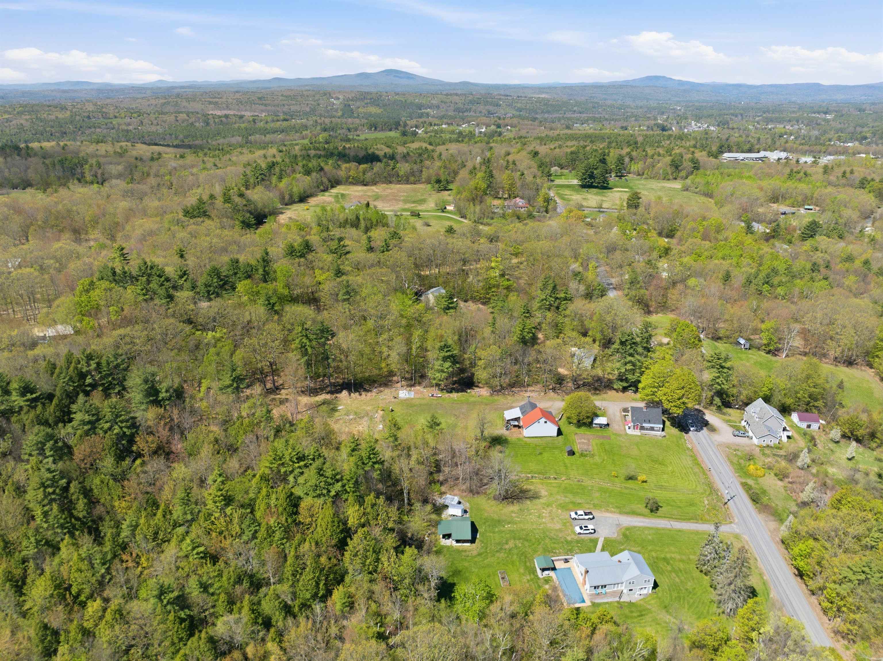 291 Bay Hill Rd, Northfield, NH 03276