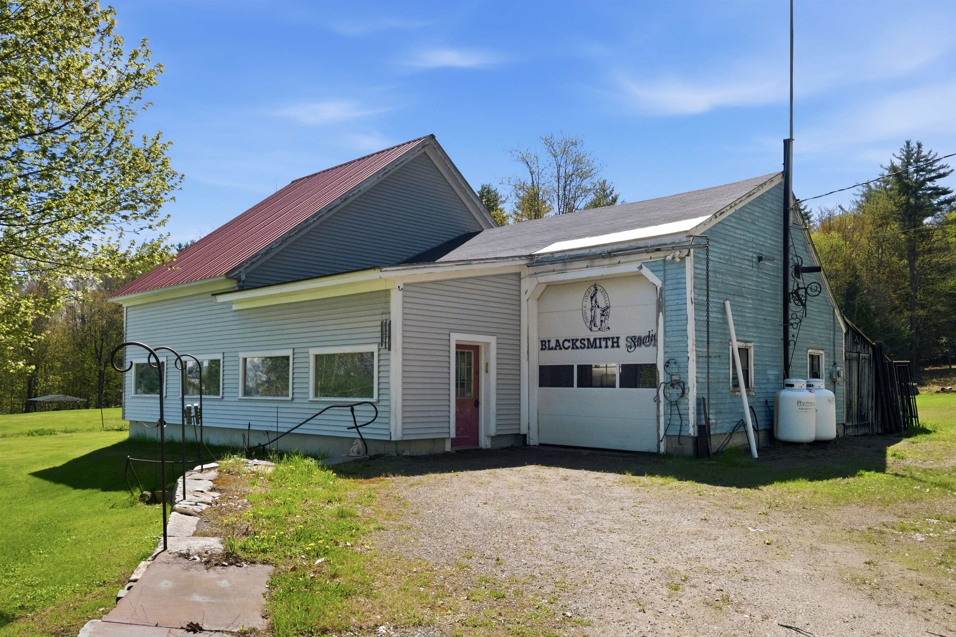 291 Bay Hill Rd, Northfield, NH 03276