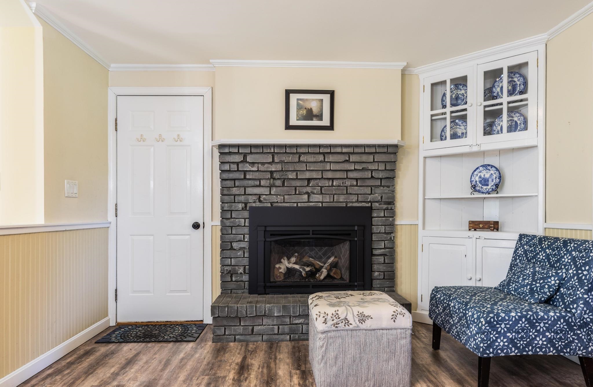 5 Ruth St, Portsmouth, NH 03801