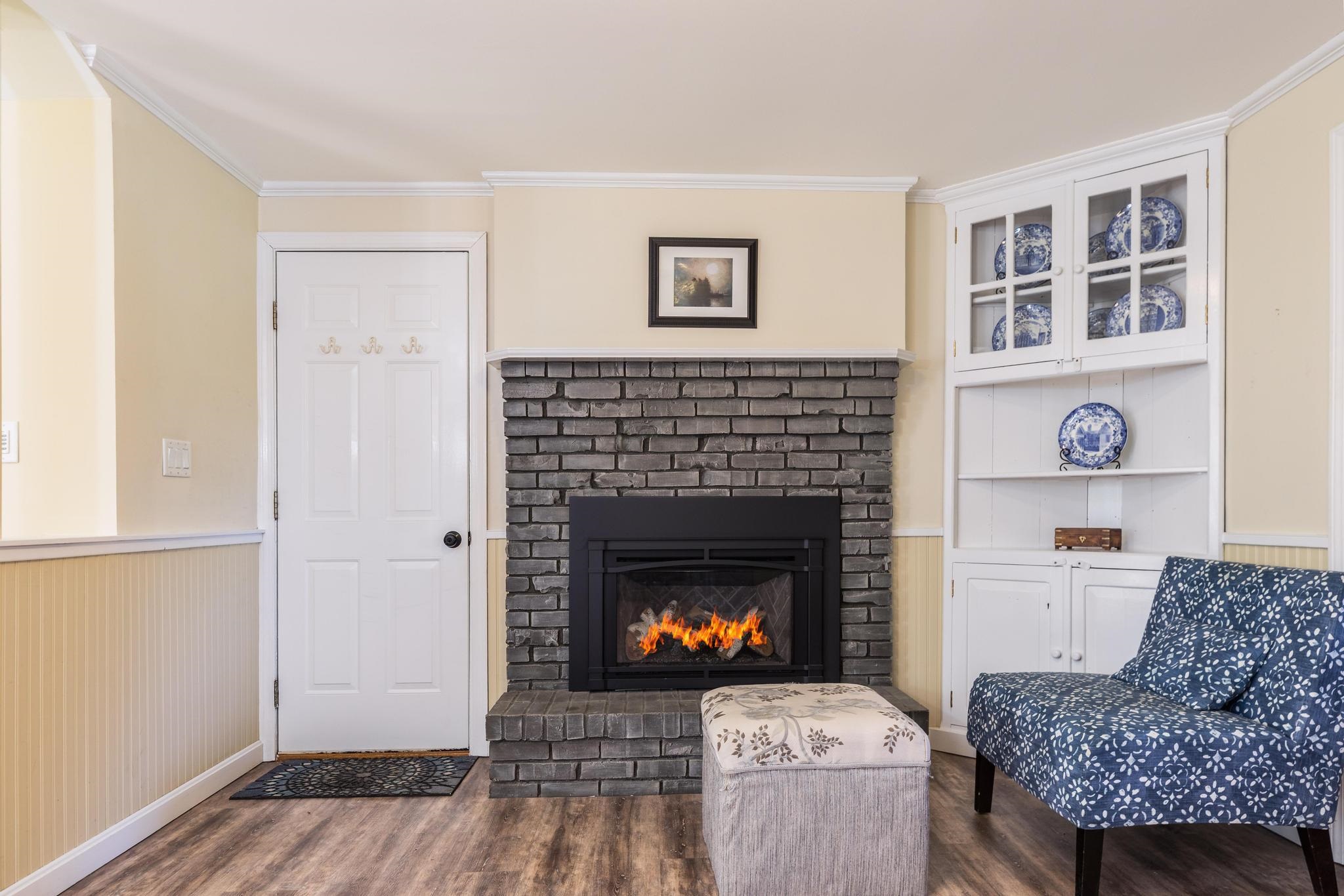 5 Ruth St, Portsmouth, NH 03801