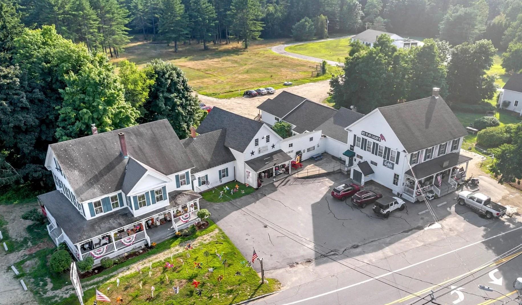 90 Village Place Dr, Barrington, NH 03825