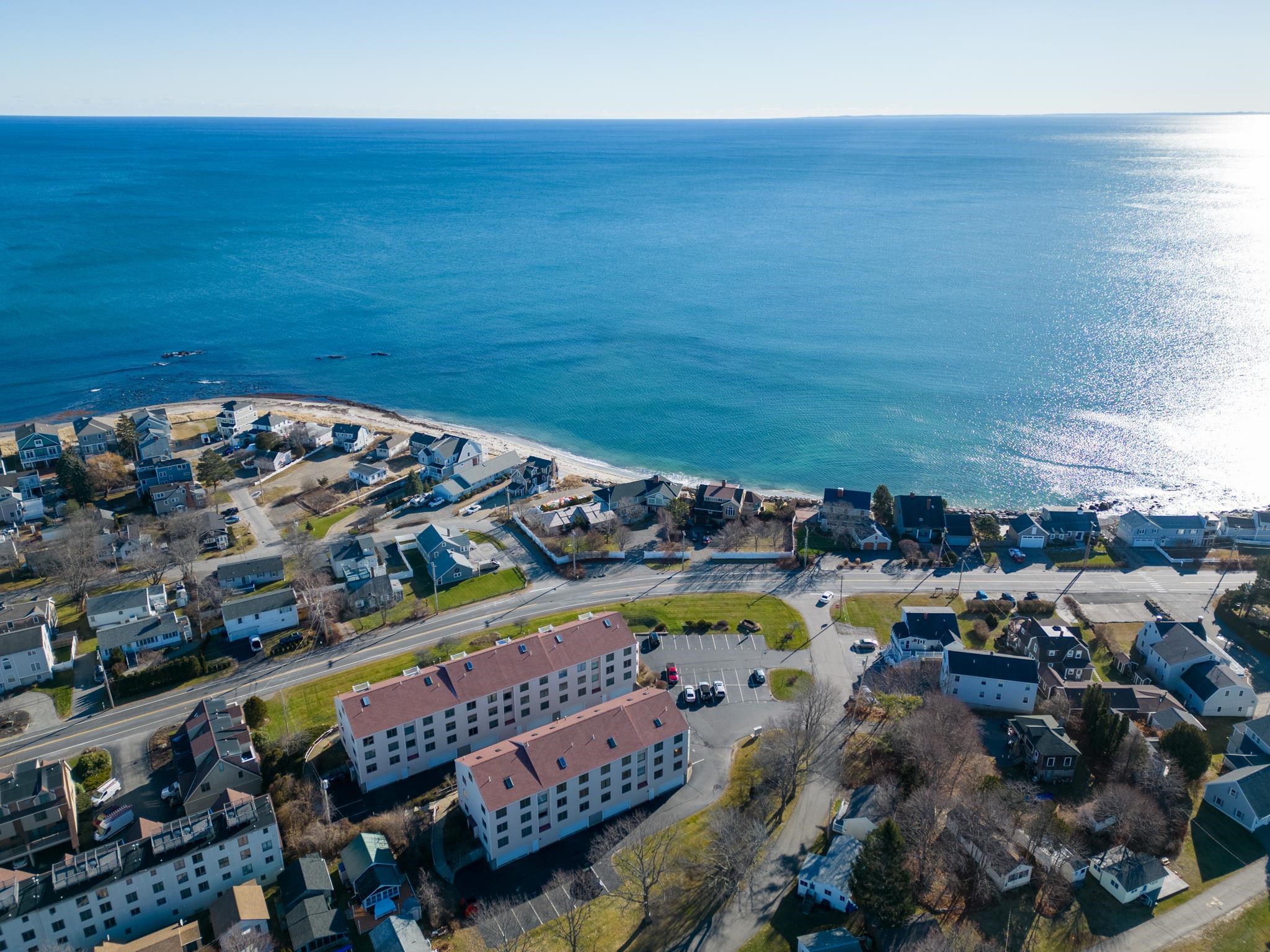 975 Ocean Blvd, Hampton, NH 03842