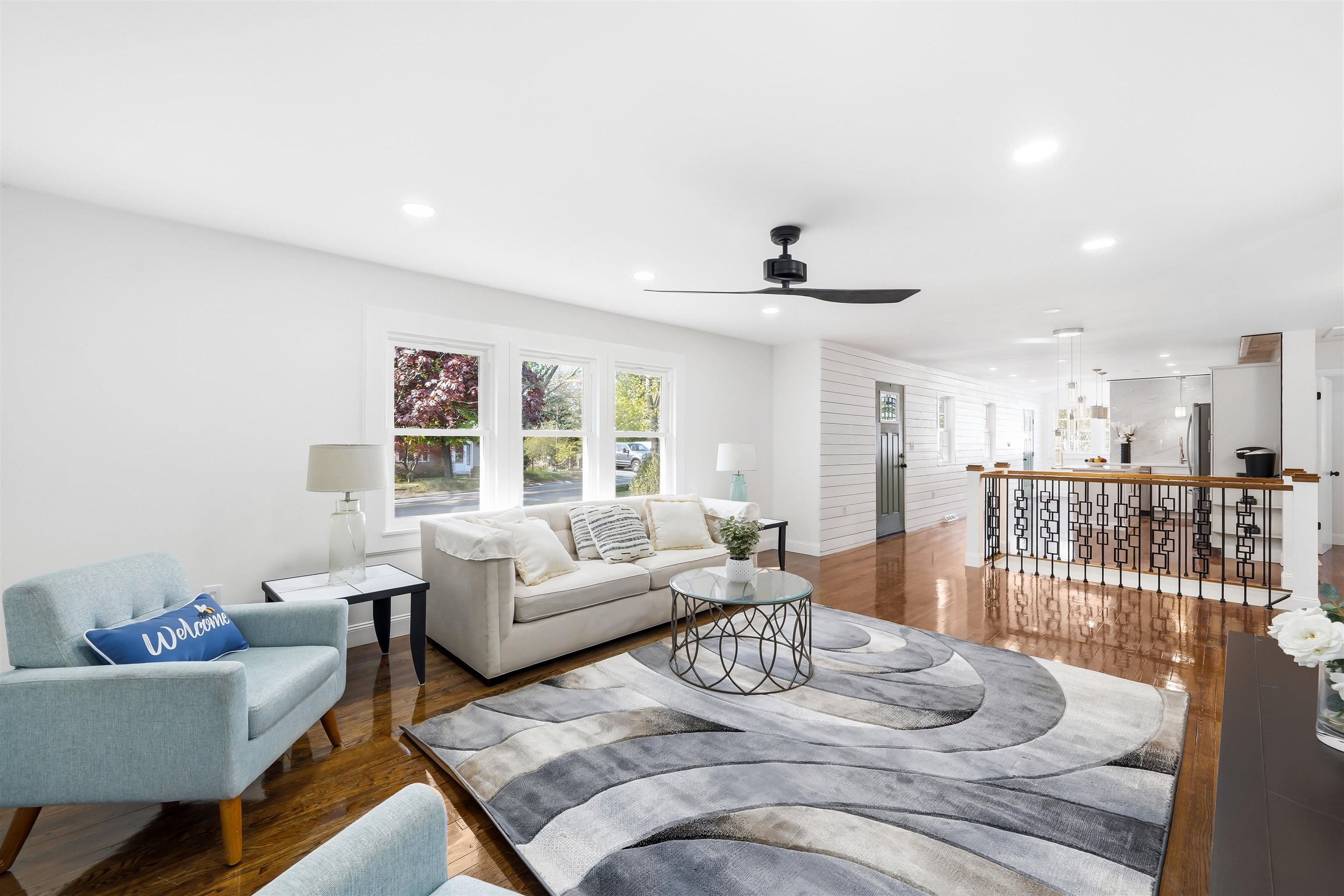 99 Pond St, Salem, NH 03079