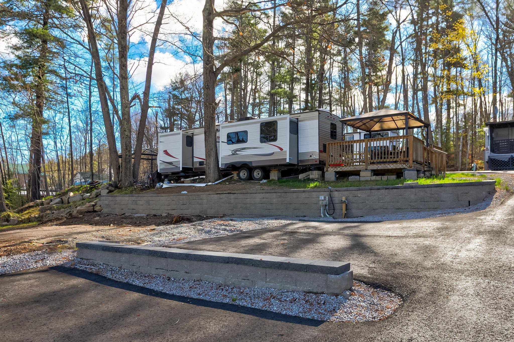 1187 Weirs Boulevard — photo 3