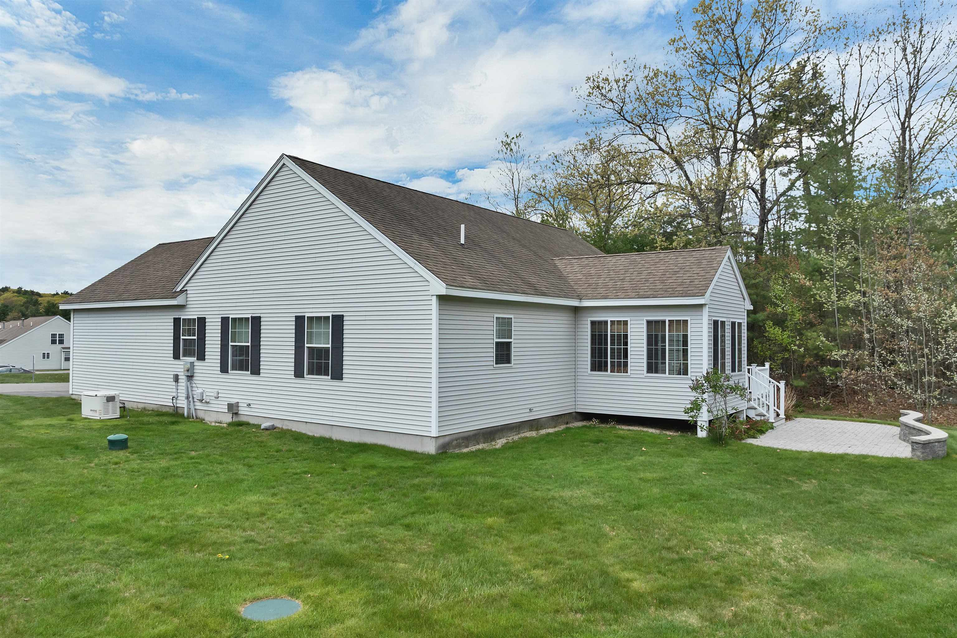 20 Brookview Rd, Windham, NH 03087