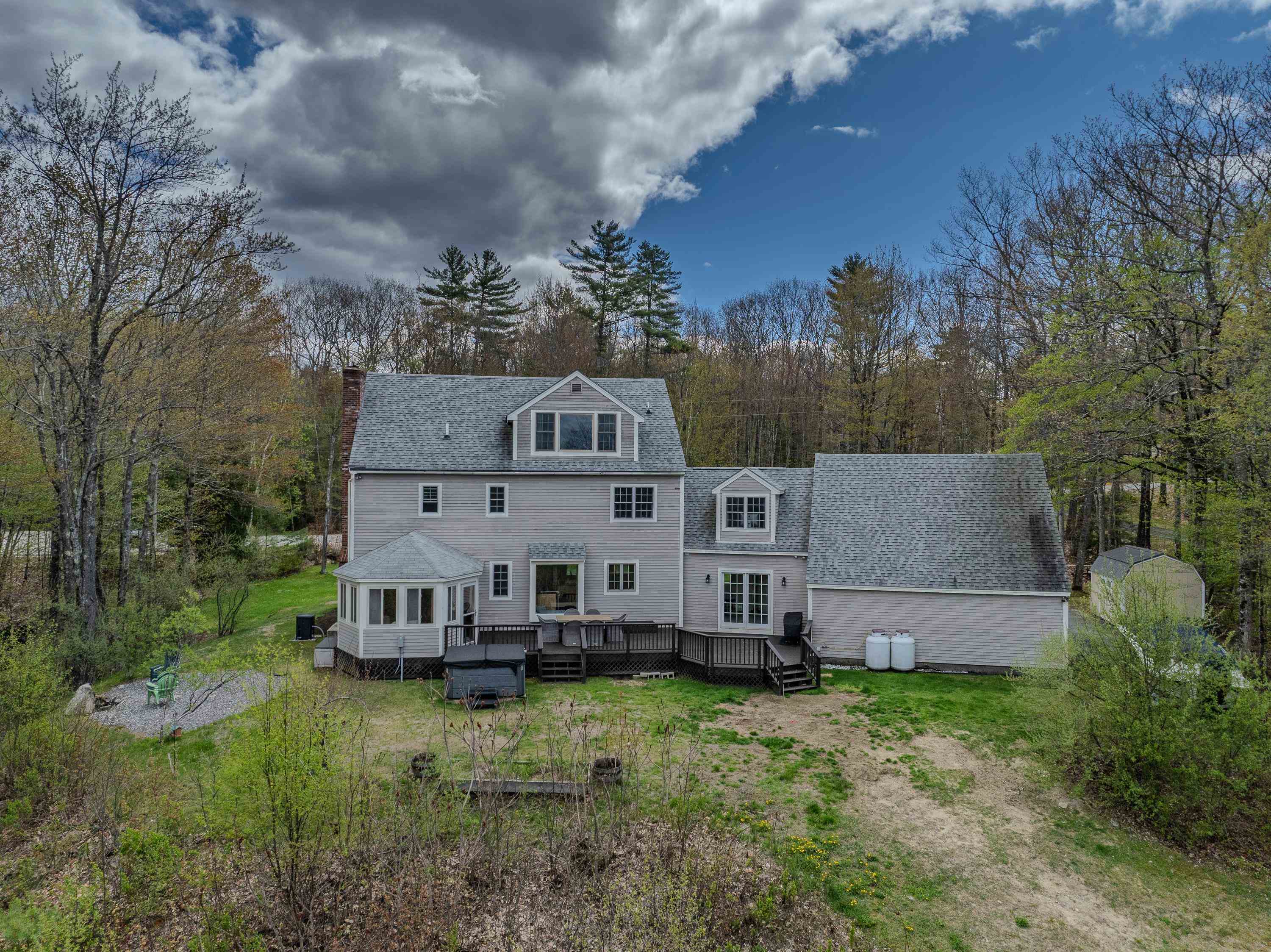 137 Sargent Rd, Holderness, NH 03245