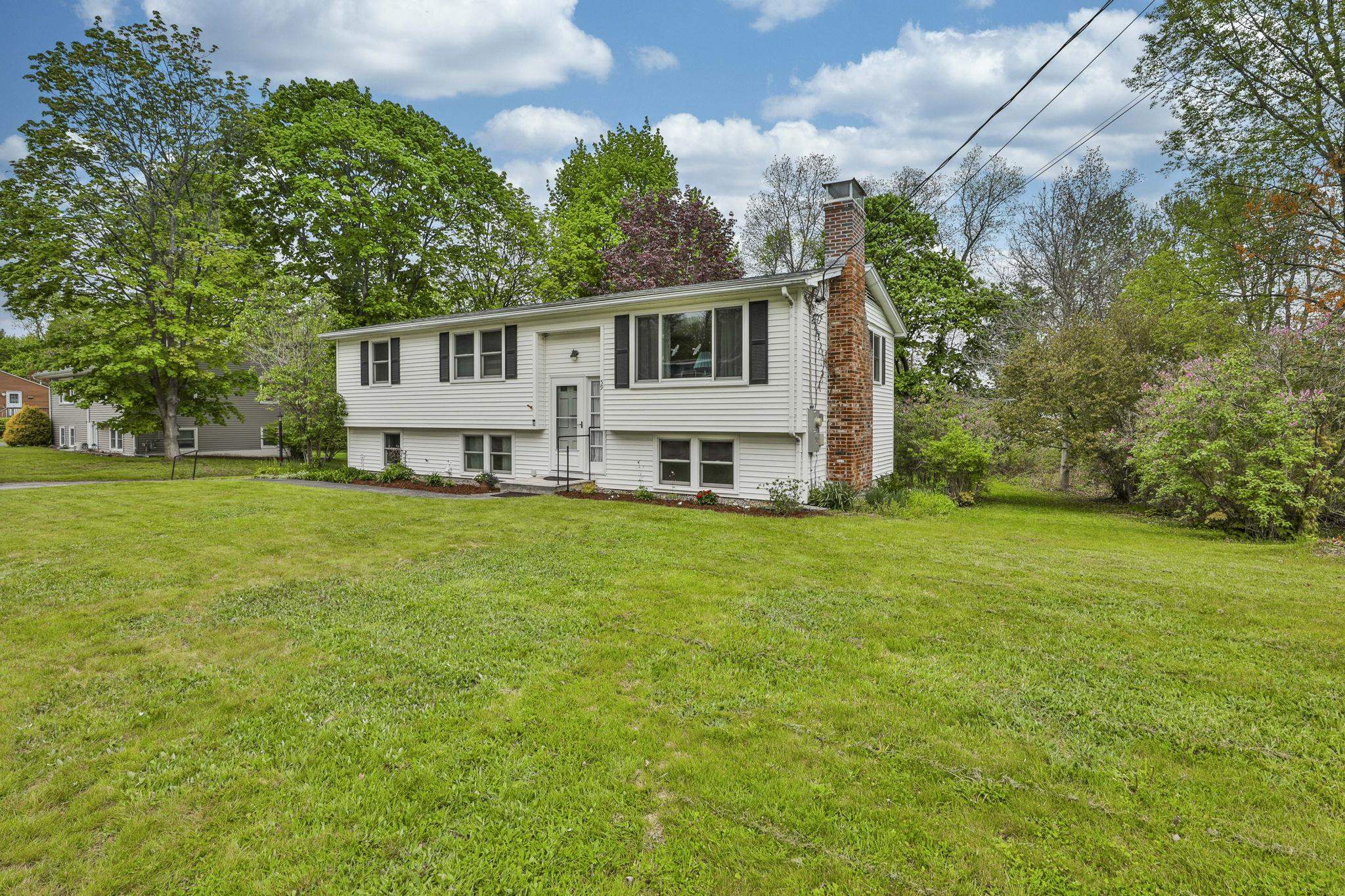 59 Crosby St, Milford, NH 03055