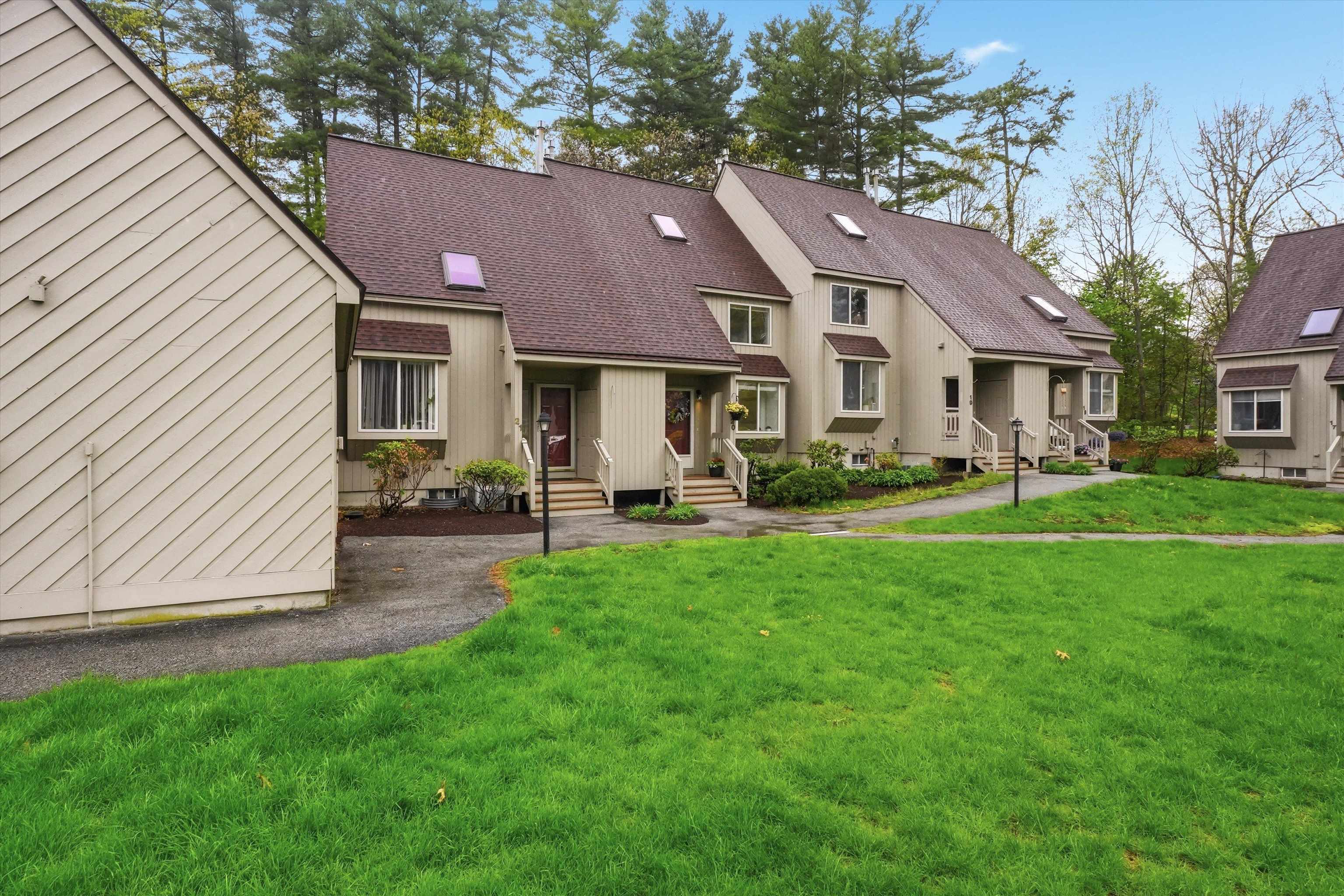20 Sufffolk Ct, Bedford, NH 03110