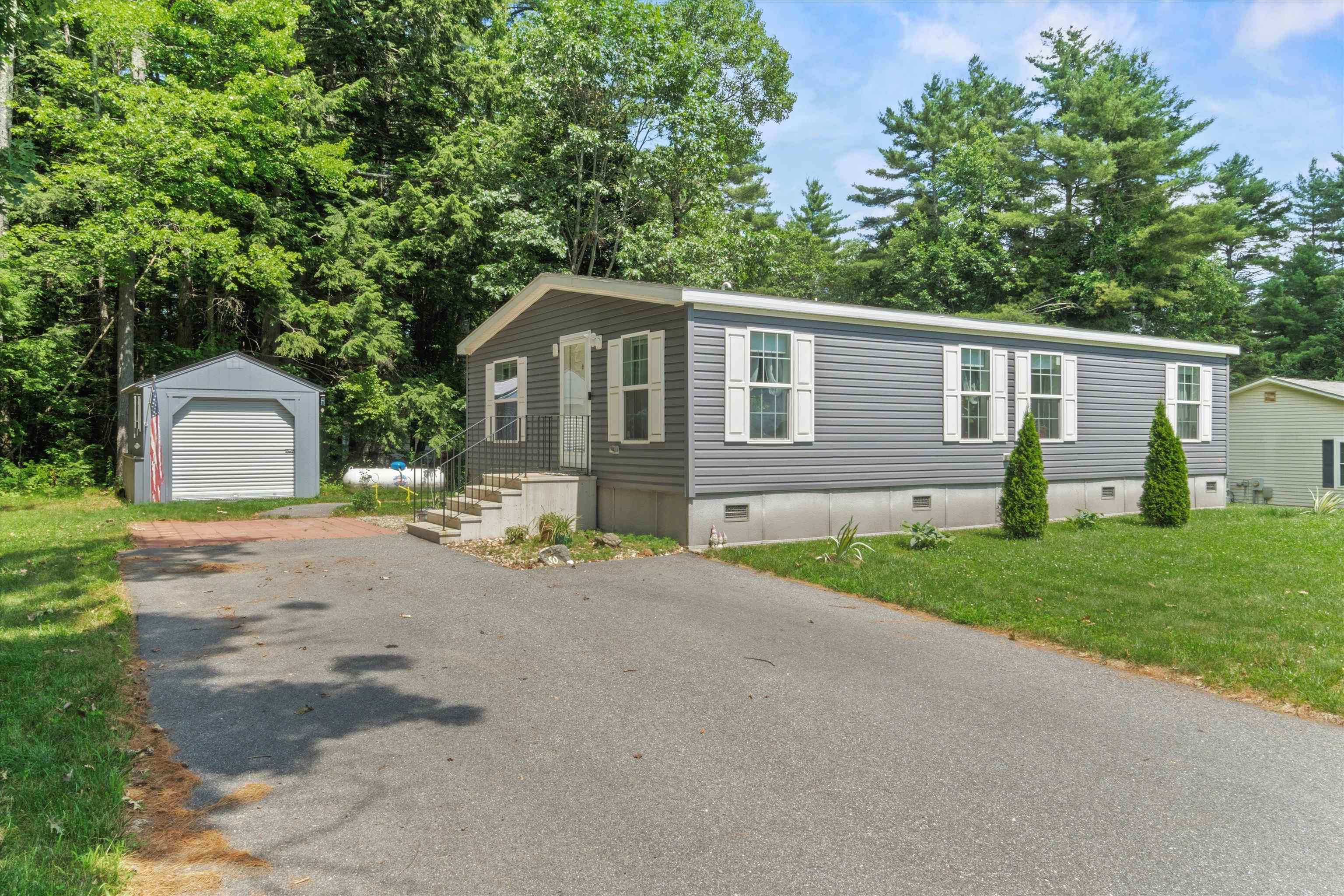 50 Sunset Dr, Hopkinton, NH 03229