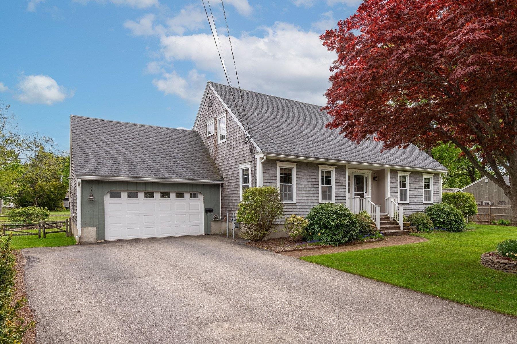 3 Windmill Ln, Hampton, NH 03842