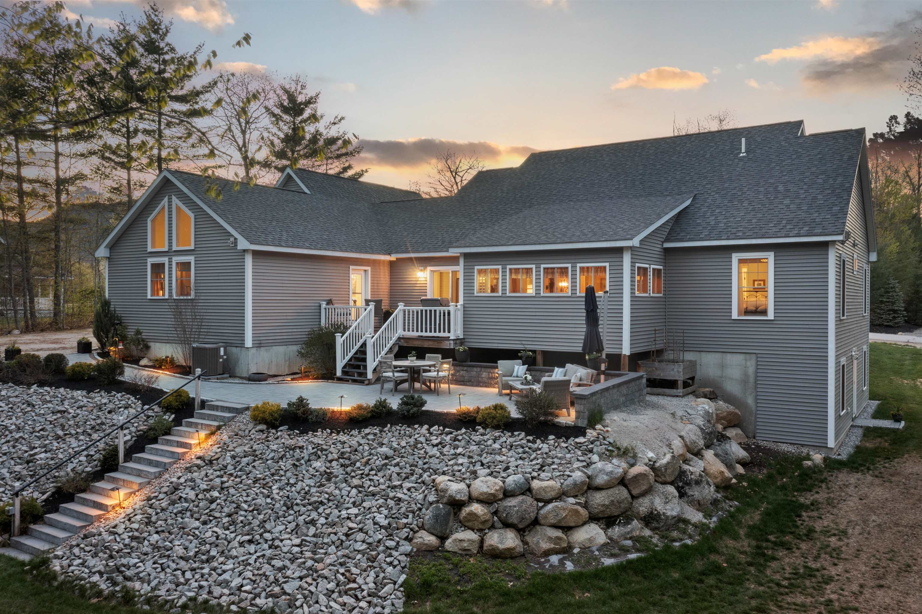 511 Grandview Rd, Conway, NH 03818