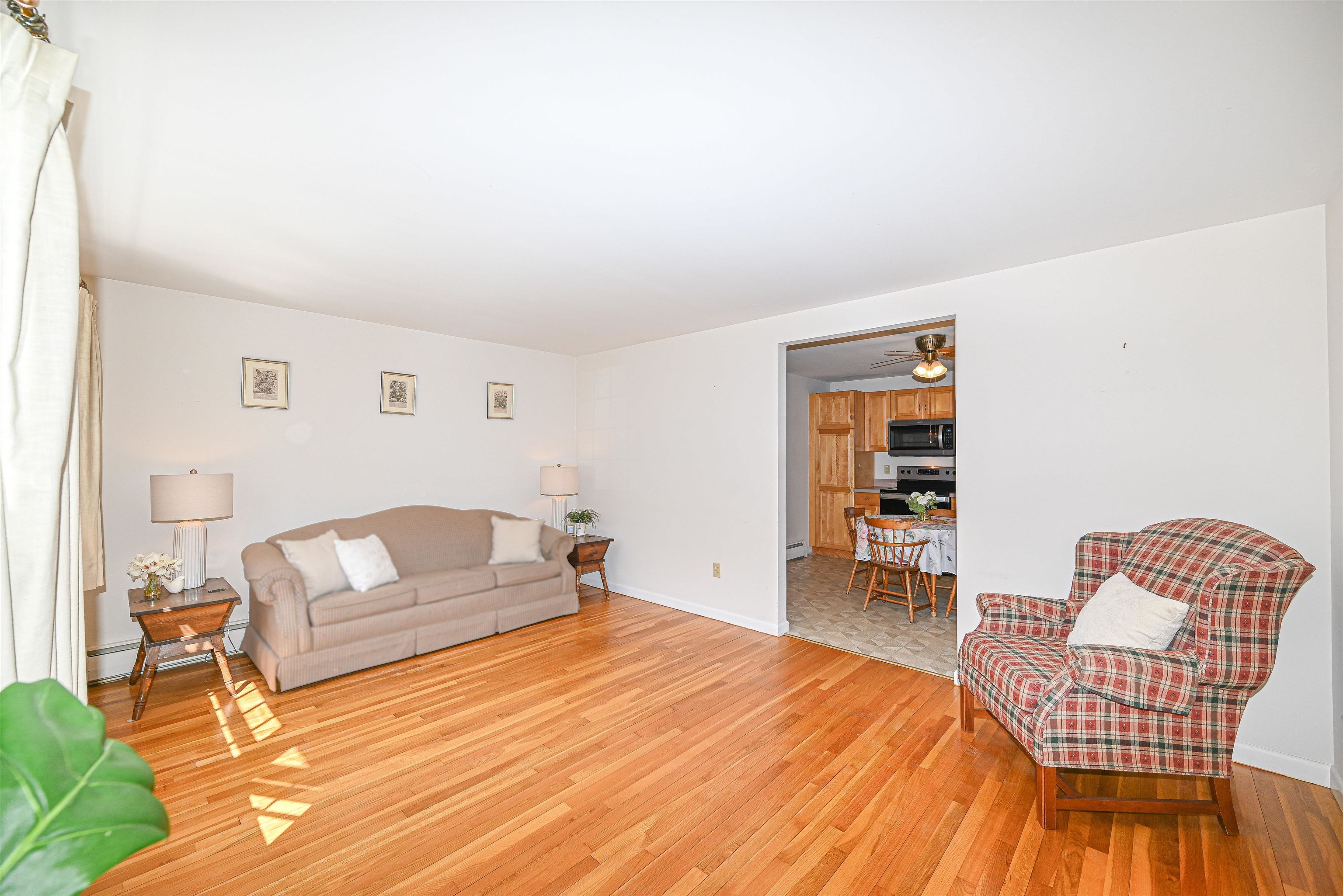 58 Sherwood Dr, Hooksett, NH 03106