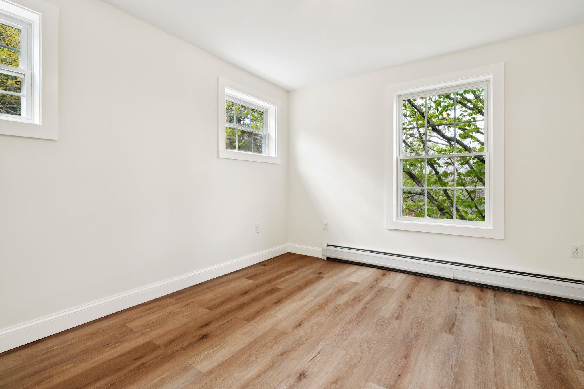 78 Center Hill Rd, Epsom, NH 03234