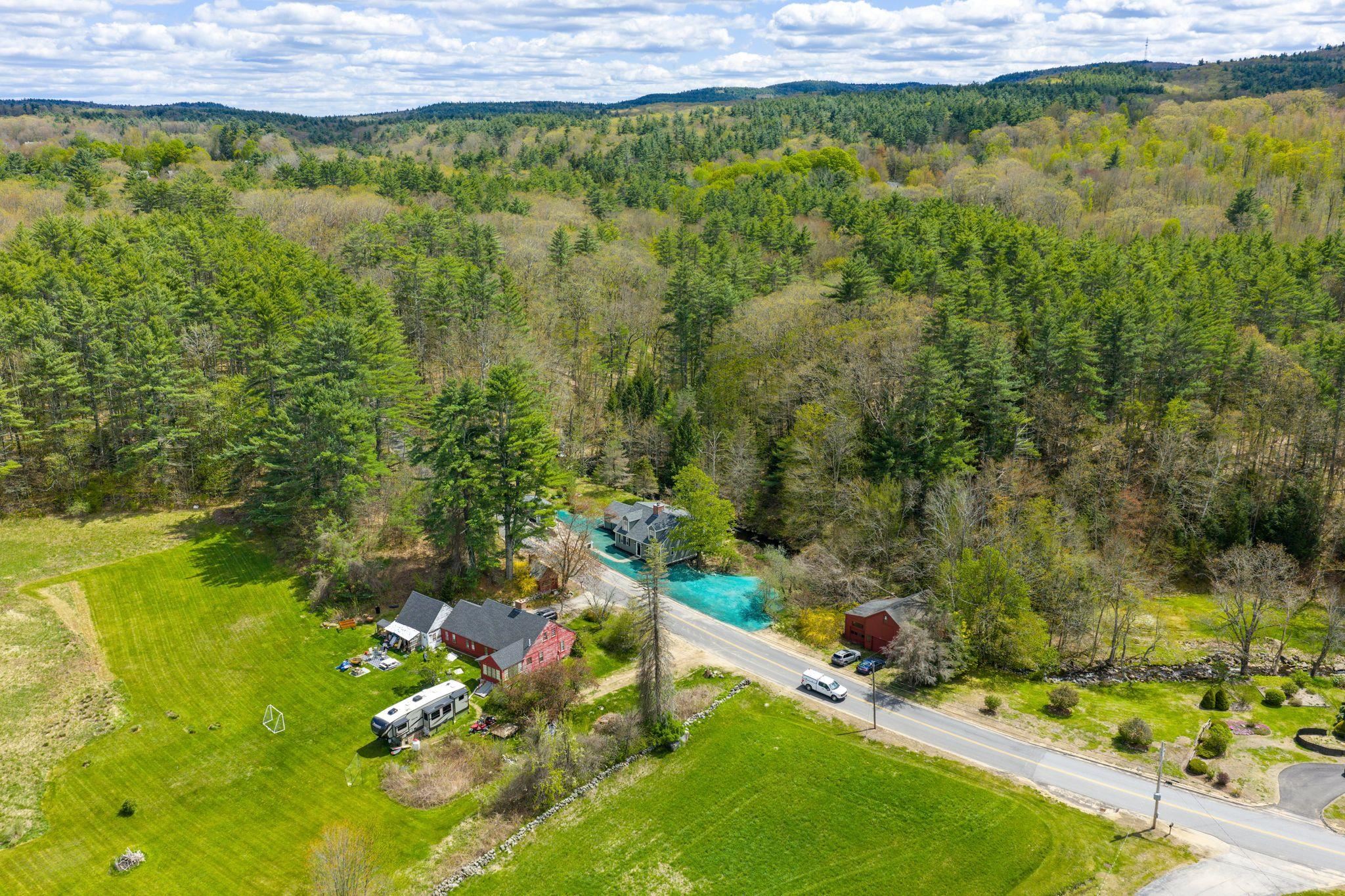 78 Center Hill Rd, Epsom, NH 03234