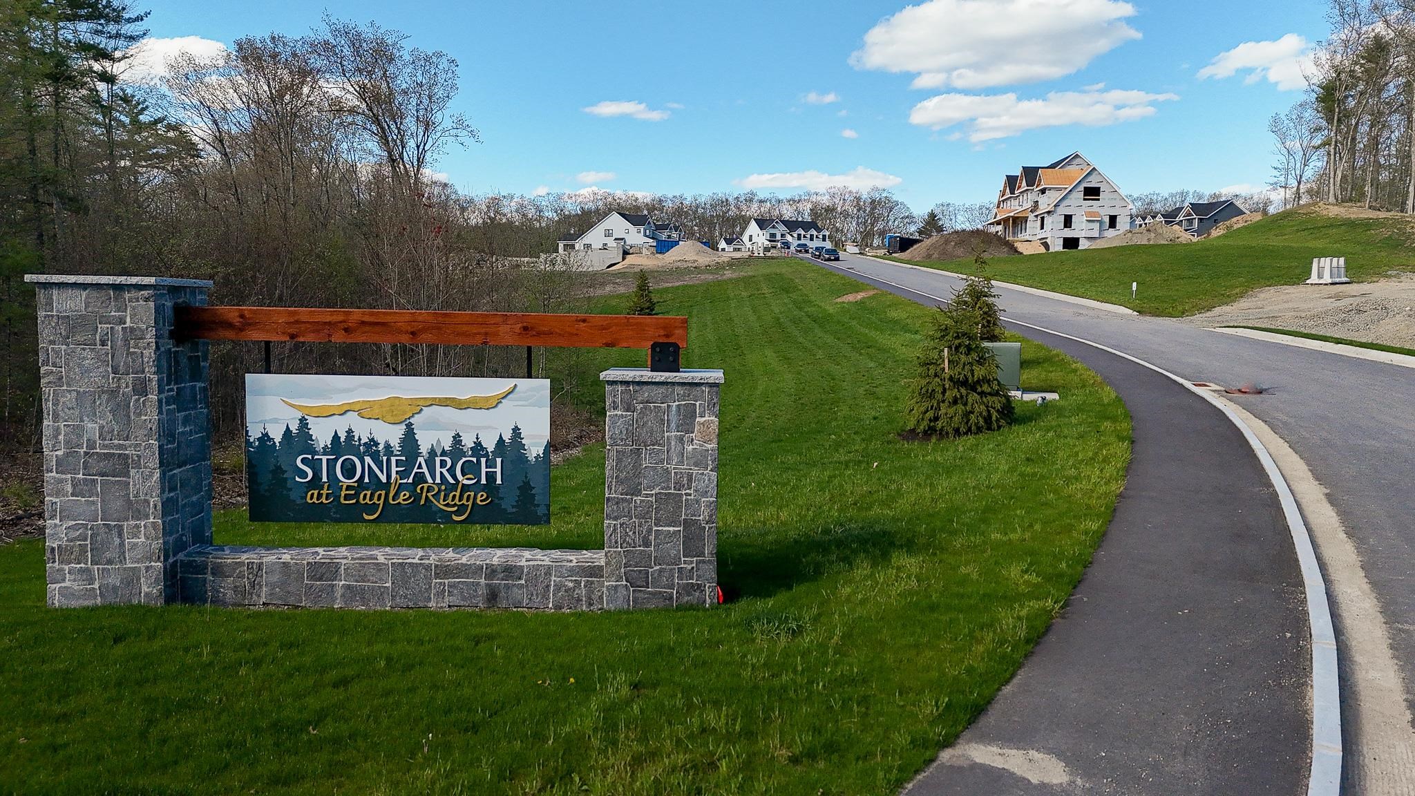 37 Signature Cir, Exeter, NH 03833