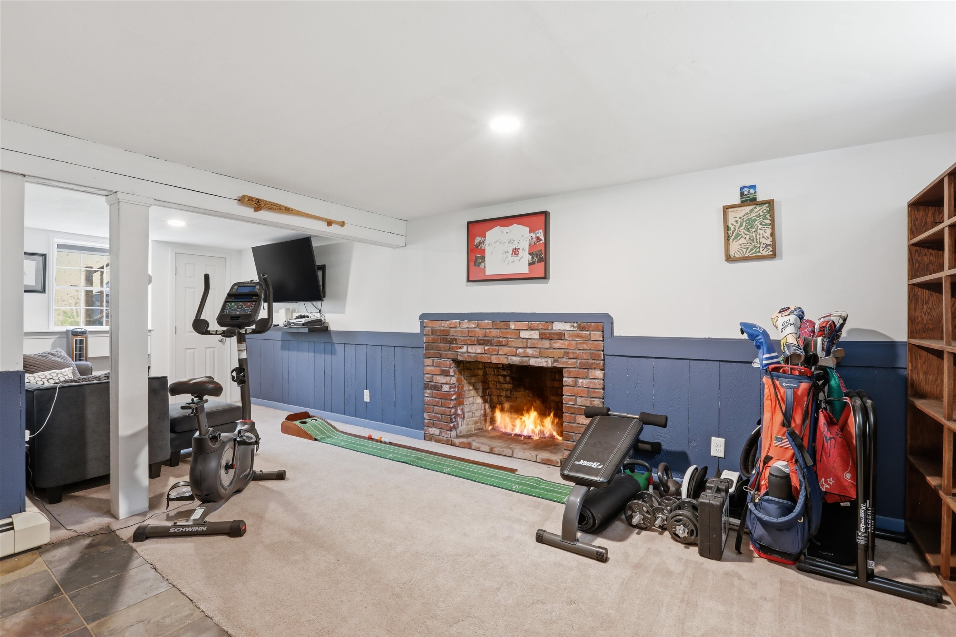 2 Griffith Dr, Durham, NH 03824