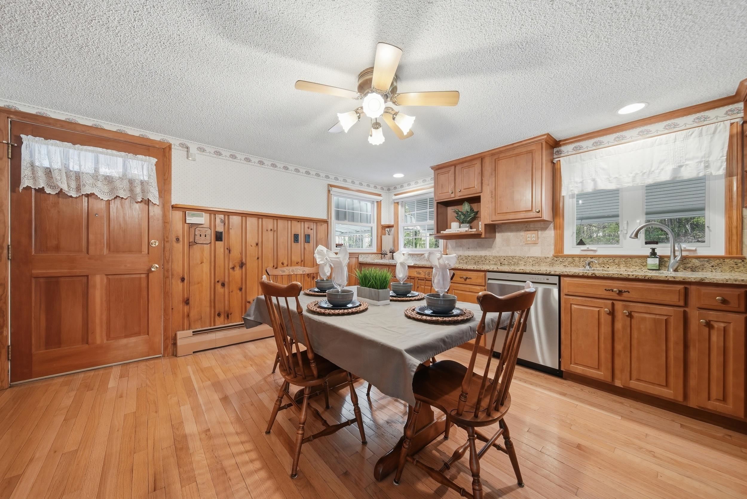 35 Nashua Rd, Pelham, NH 03076