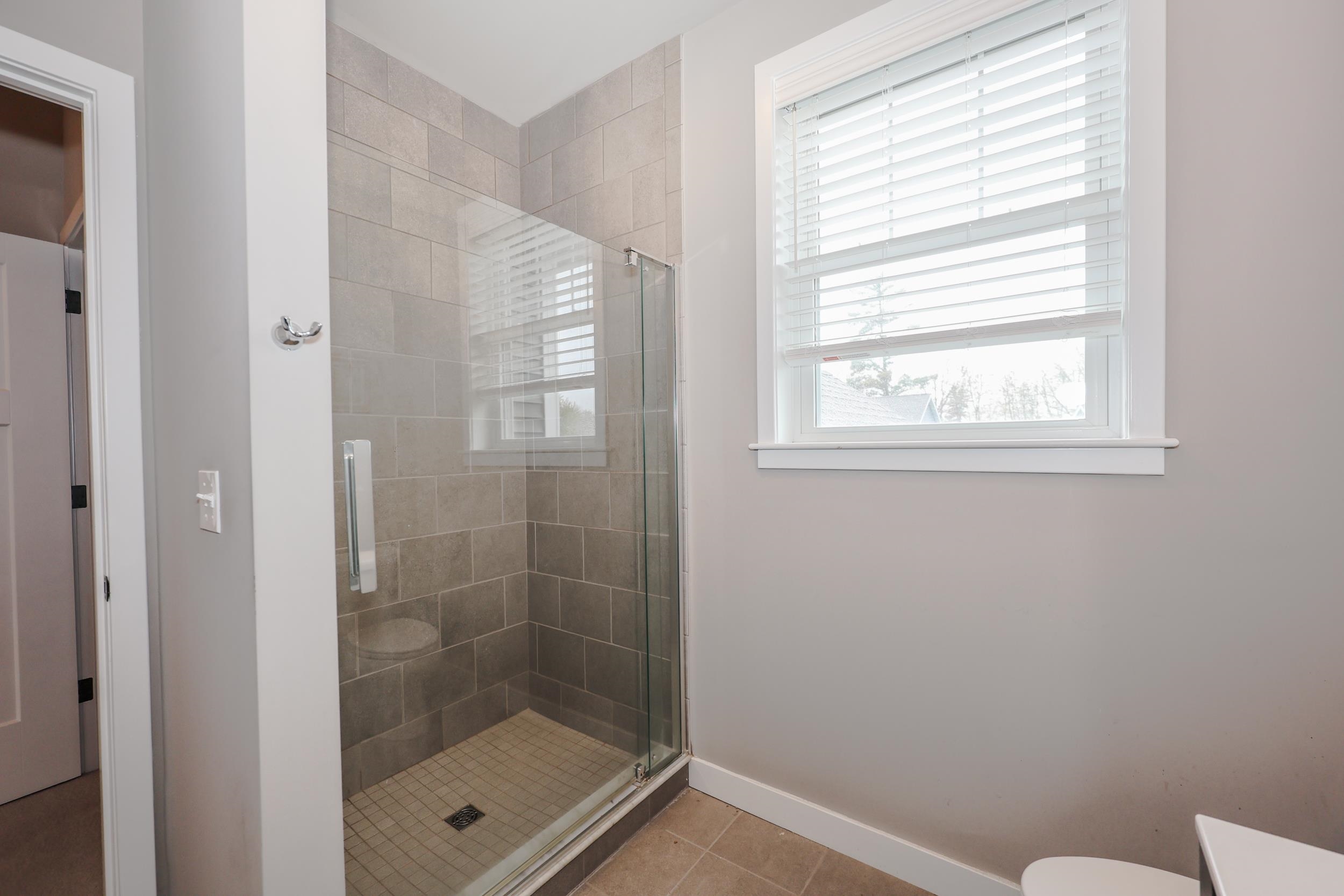 37 Redwood Way, Manchester, NH 03102