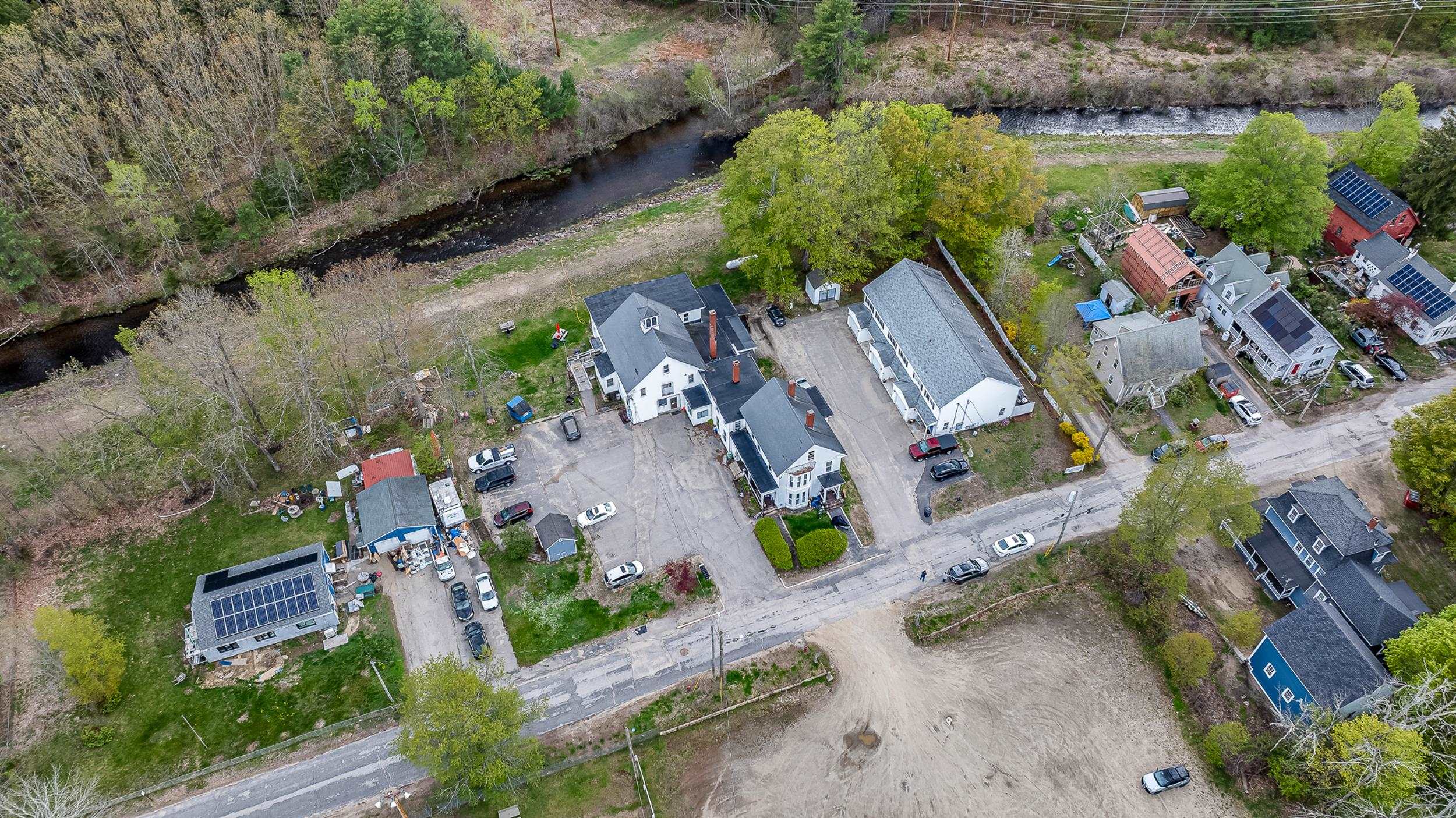 13 Summer St, Farmington, NH 03835