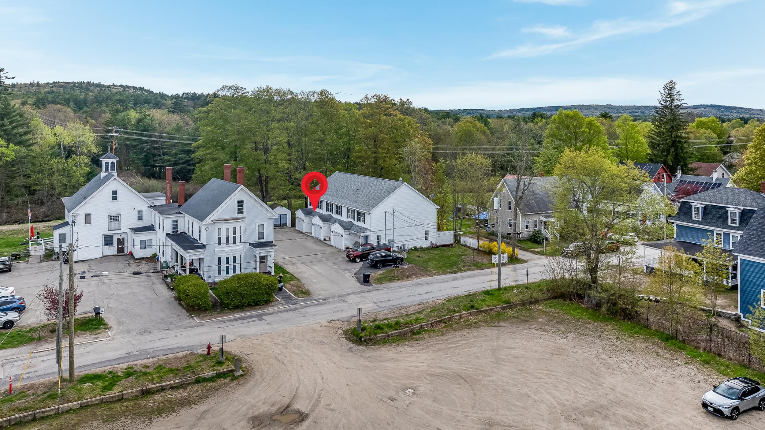 13 Summer St, Farmington, NH 03835