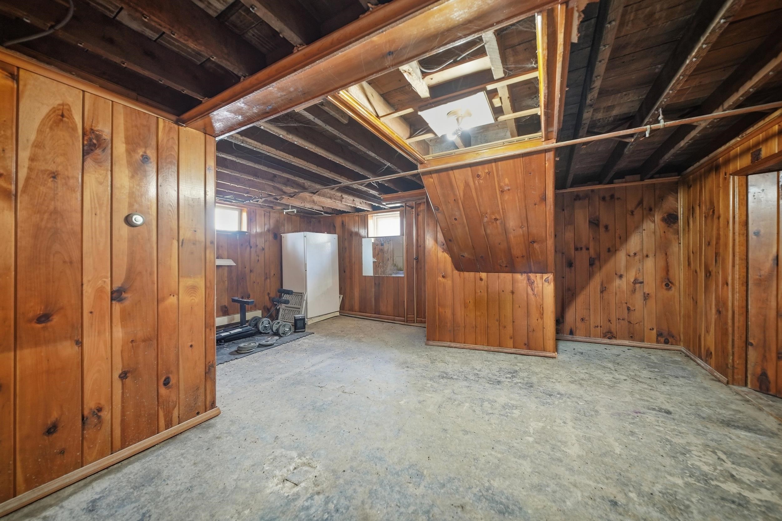 14 Morrill St, Laconia, NH 03246