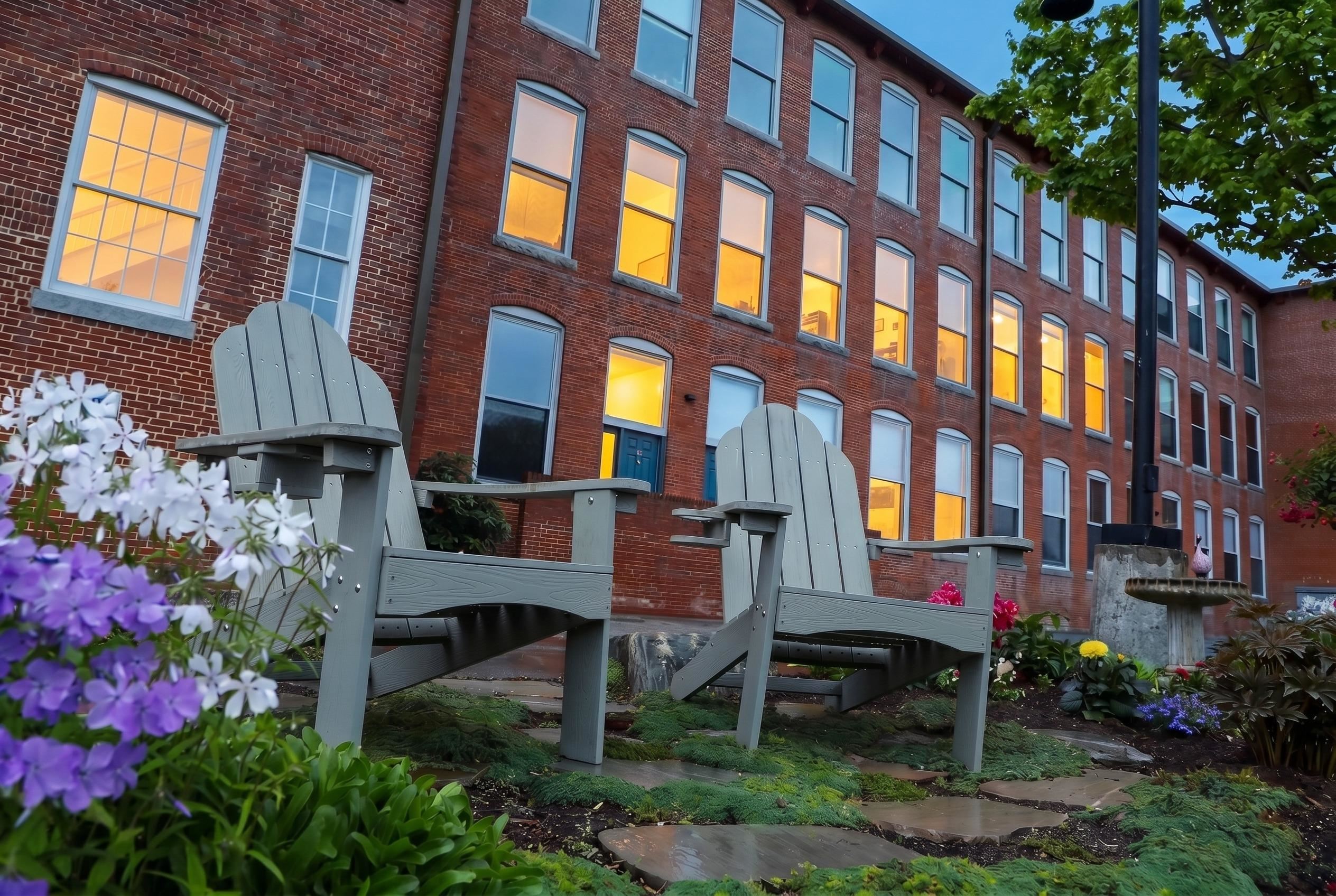 125 Main St, Newmarket, NH 03857