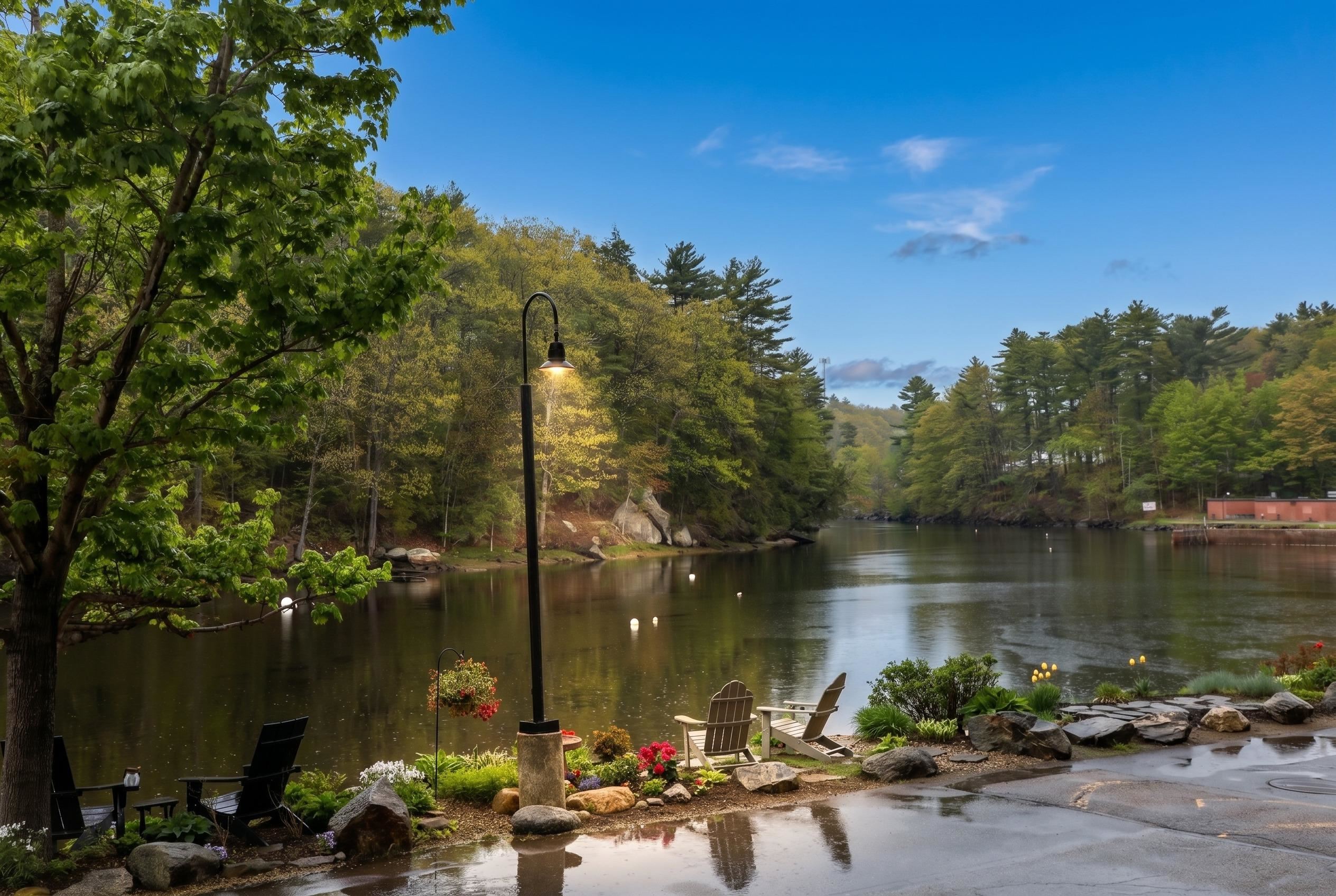 125 Main St, Newmarket, NH 03857